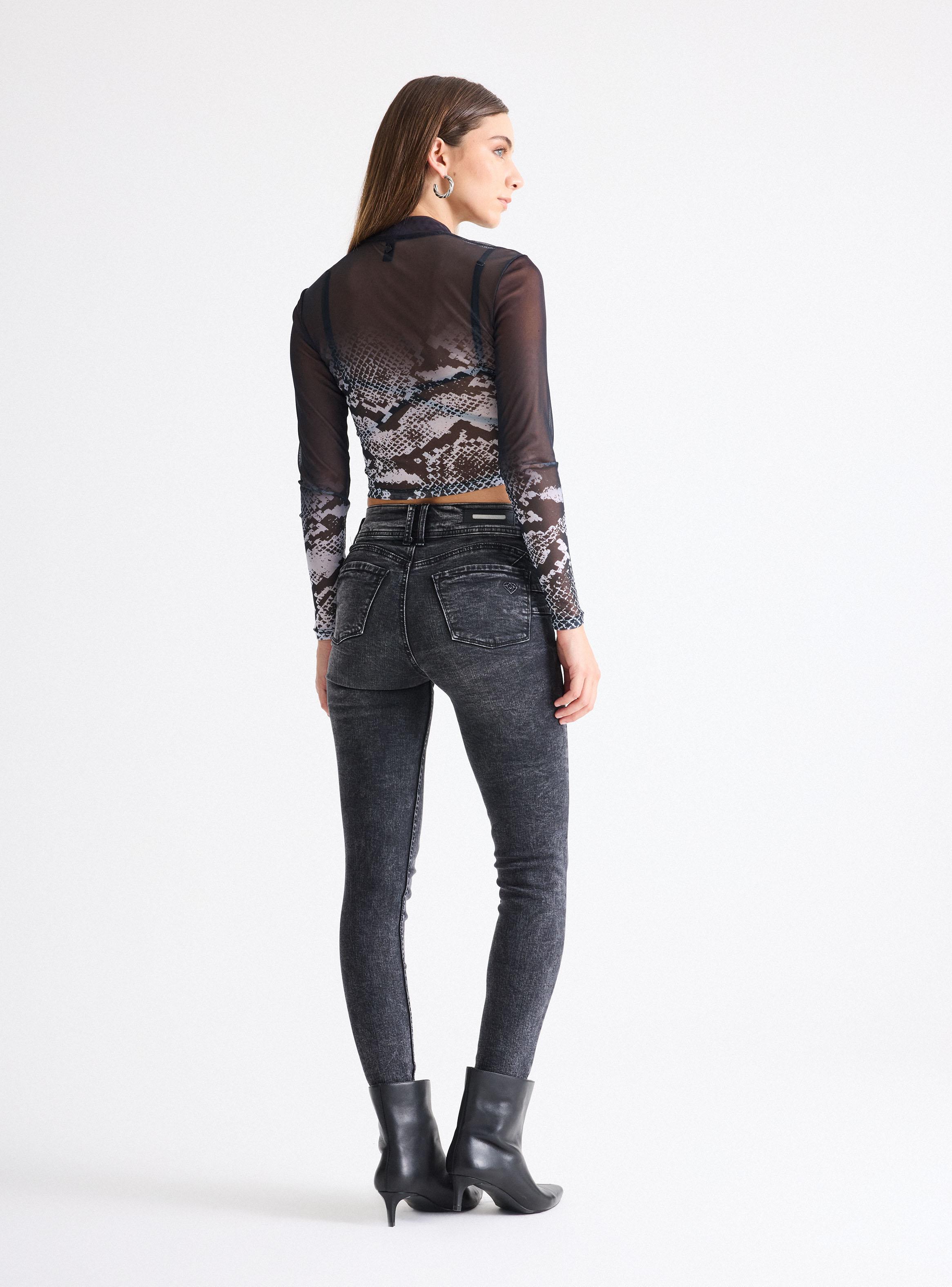 Jeans Push Up Desgastado Bolsillos Diagonales-4