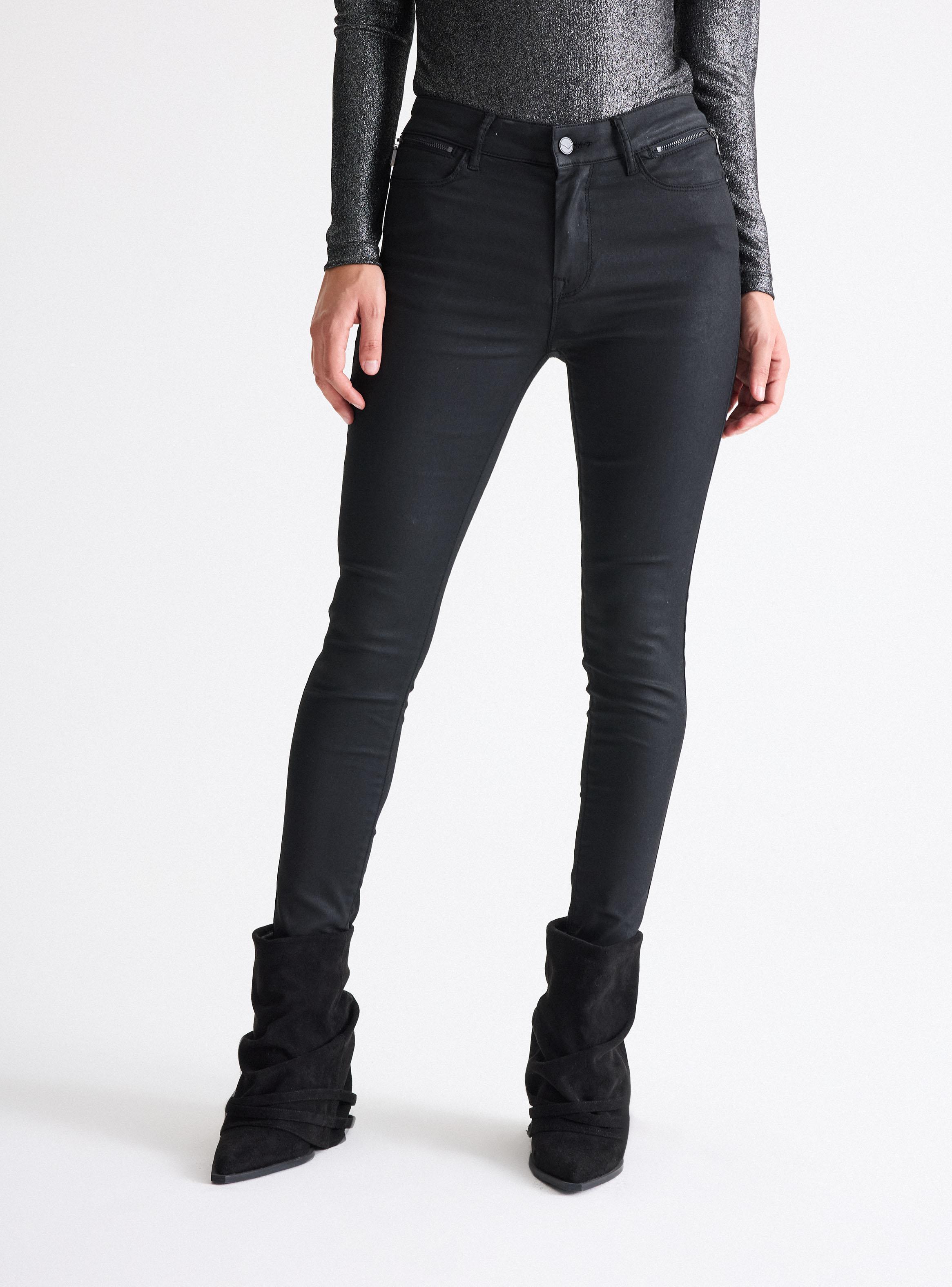 Jeans Push Up Invisible Tela Resinada Cierres y Aplicaciones-0