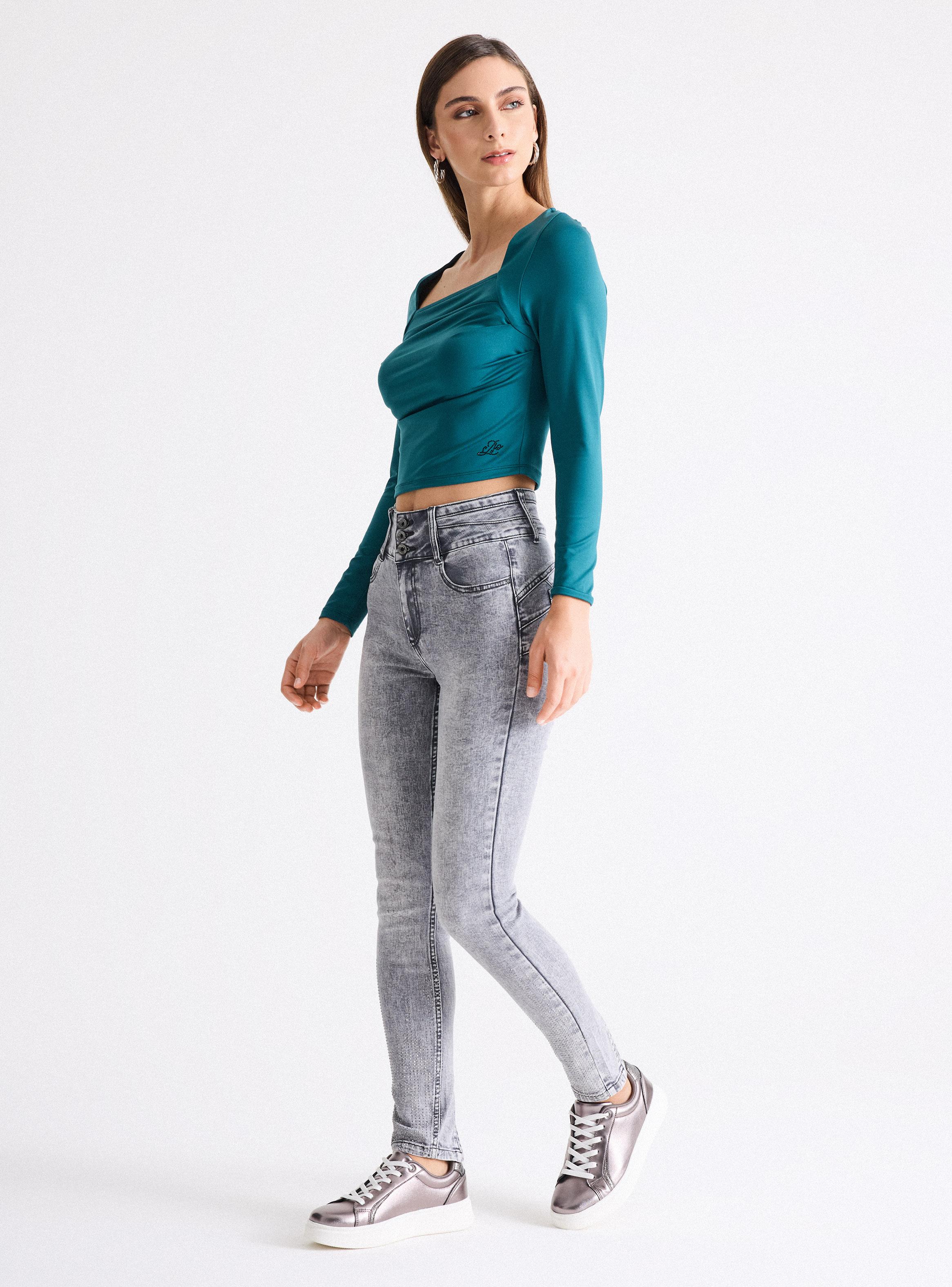 Jeans Push Up 3 Botones Strass Bota Abertura Trasera-4