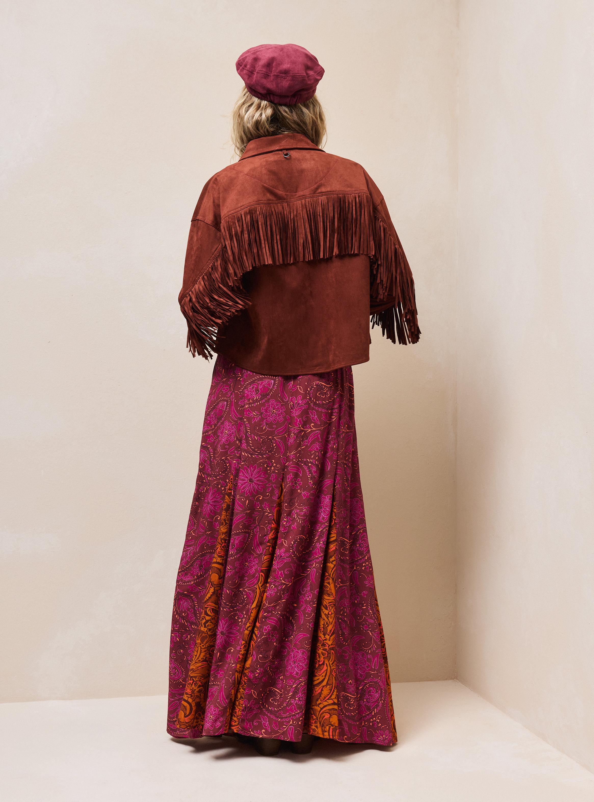 Chaqueta con Flecos en Espalda y Mangas y Tachas-5