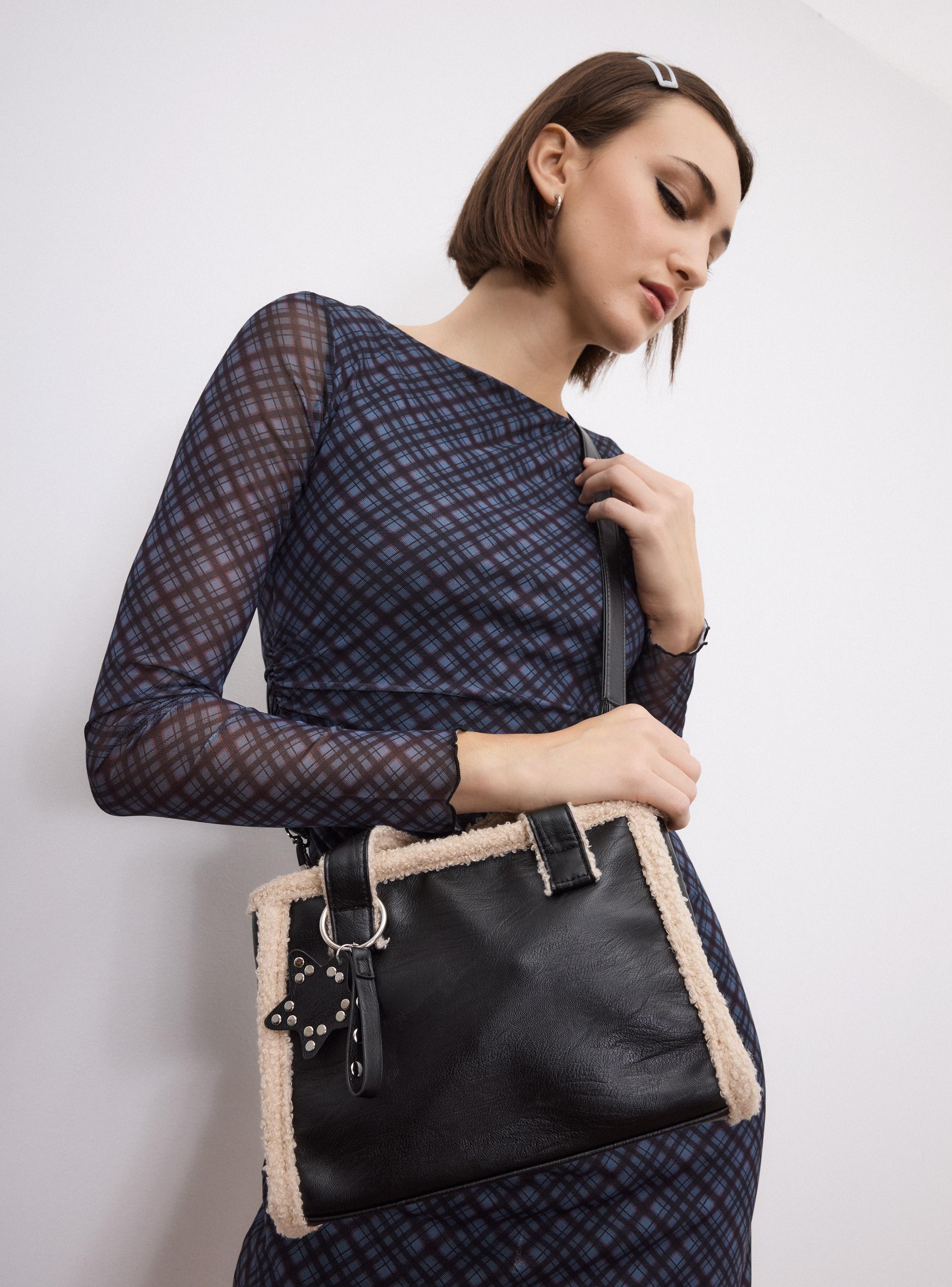 Cartera Crossbody Efecto Pelo-5