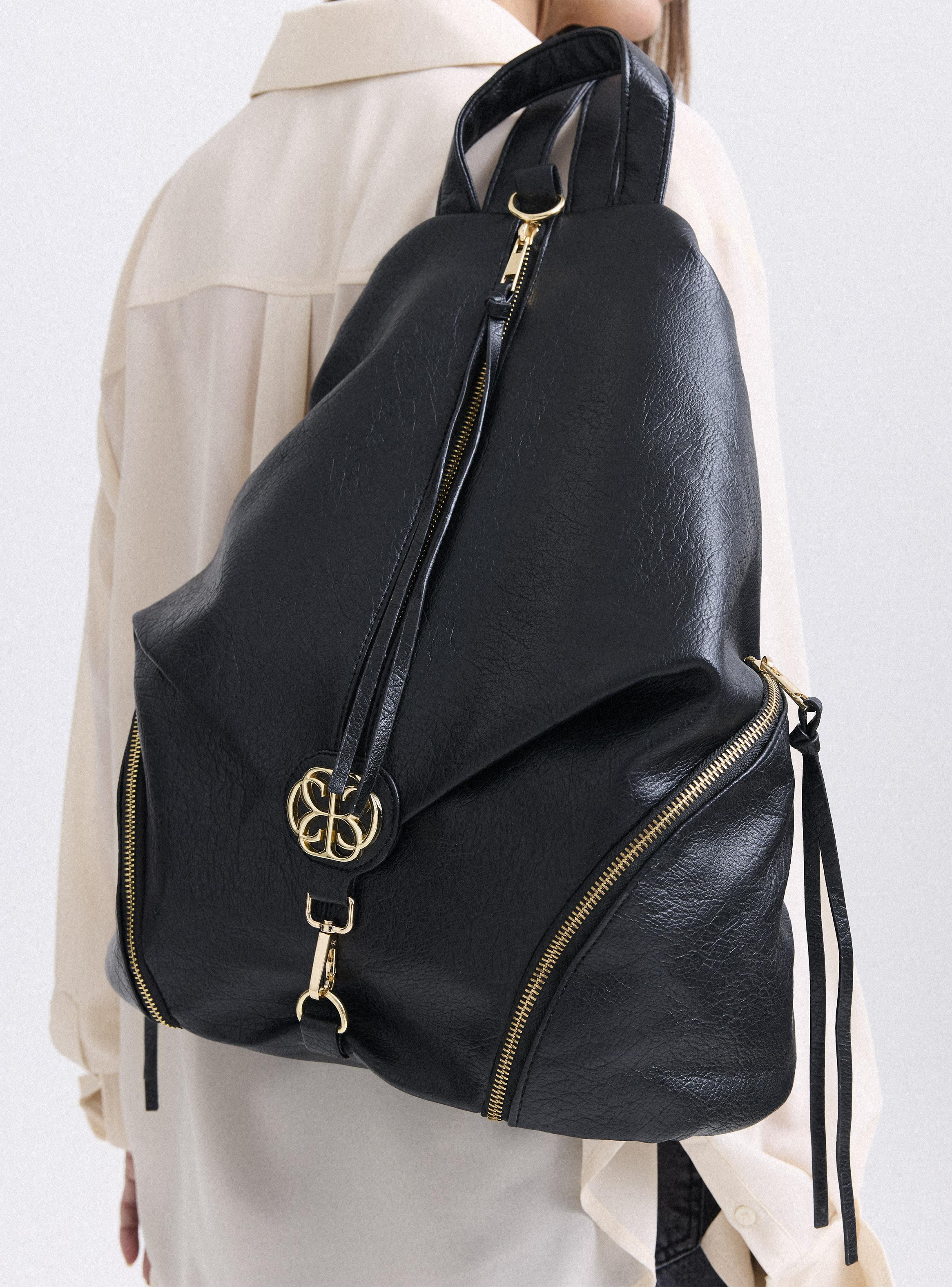 Mochila con Cierres y Logo Metal-5