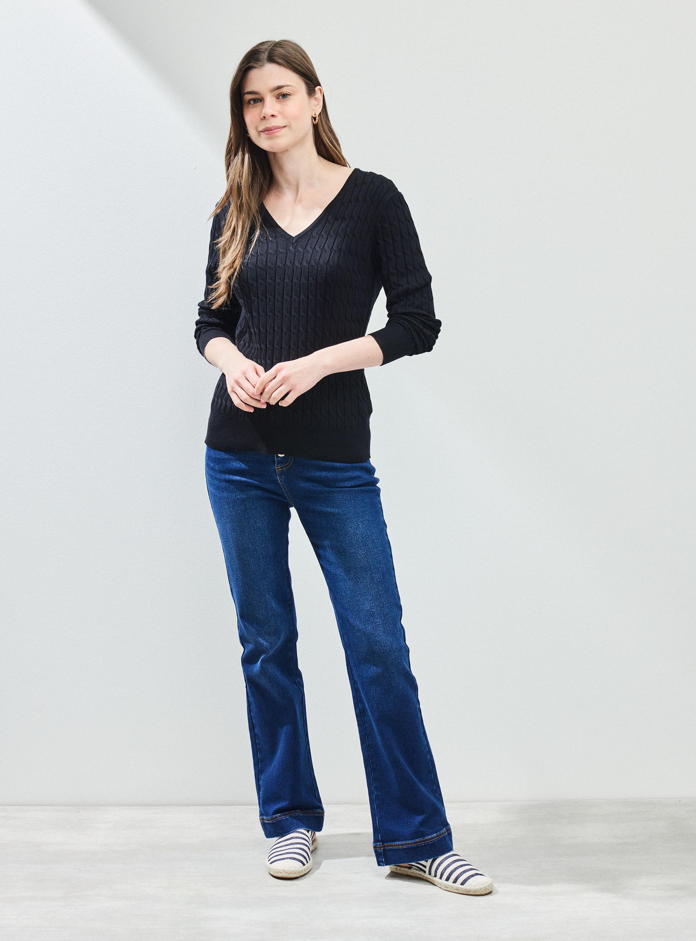 Sweater Básico Trenzado Cuello V-4