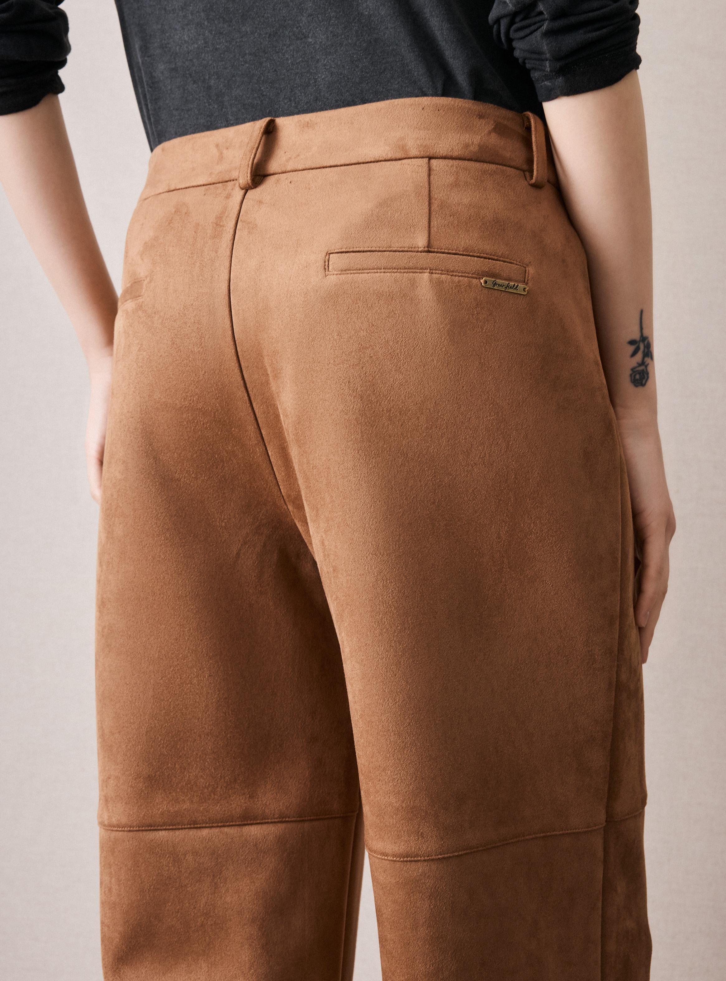 Pantalón de Gamuza Sintética-3