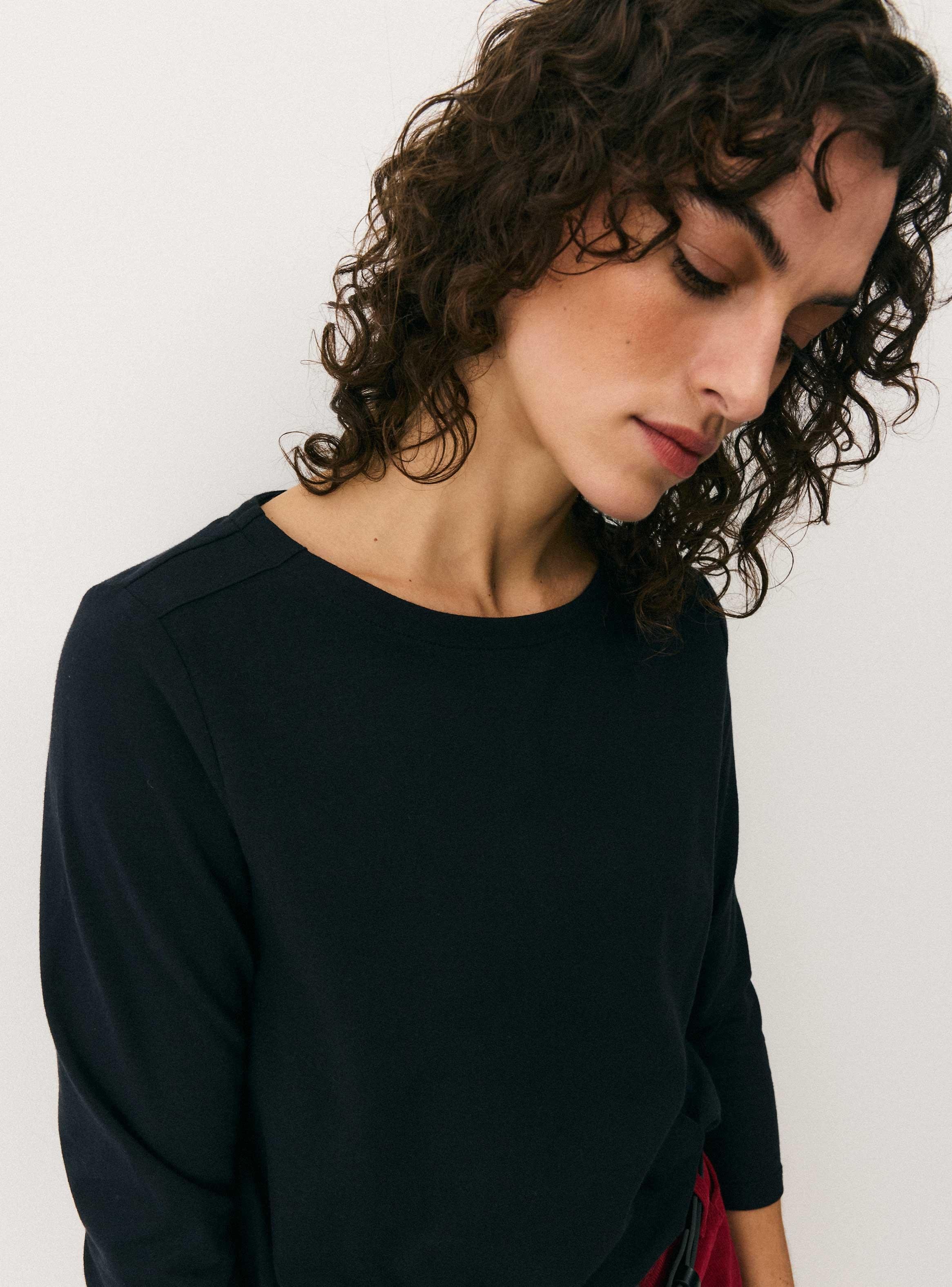 Polera Elasticada y Manga 3/4-3