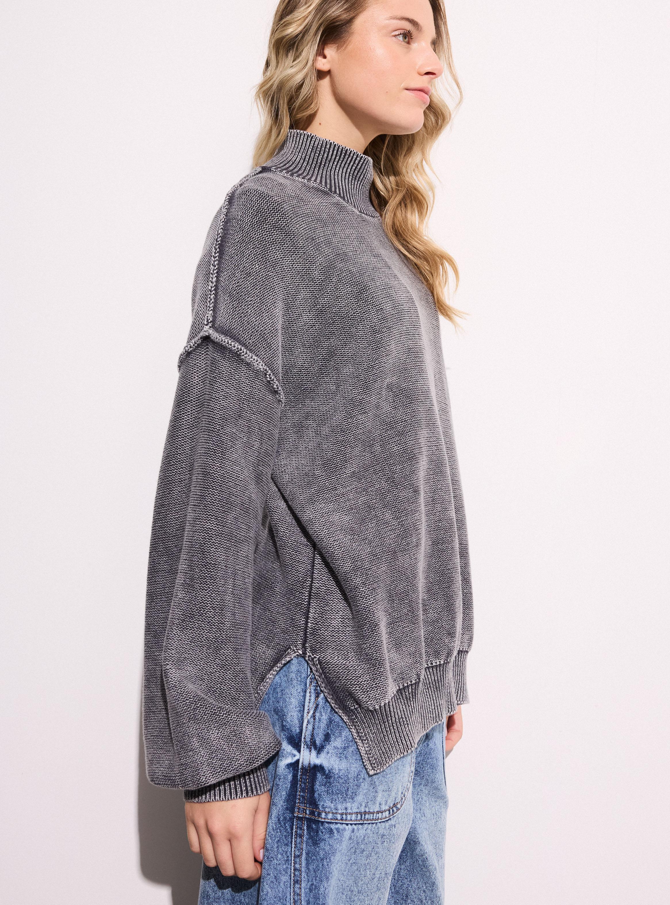 Sweater con Lavado Desteñido-2