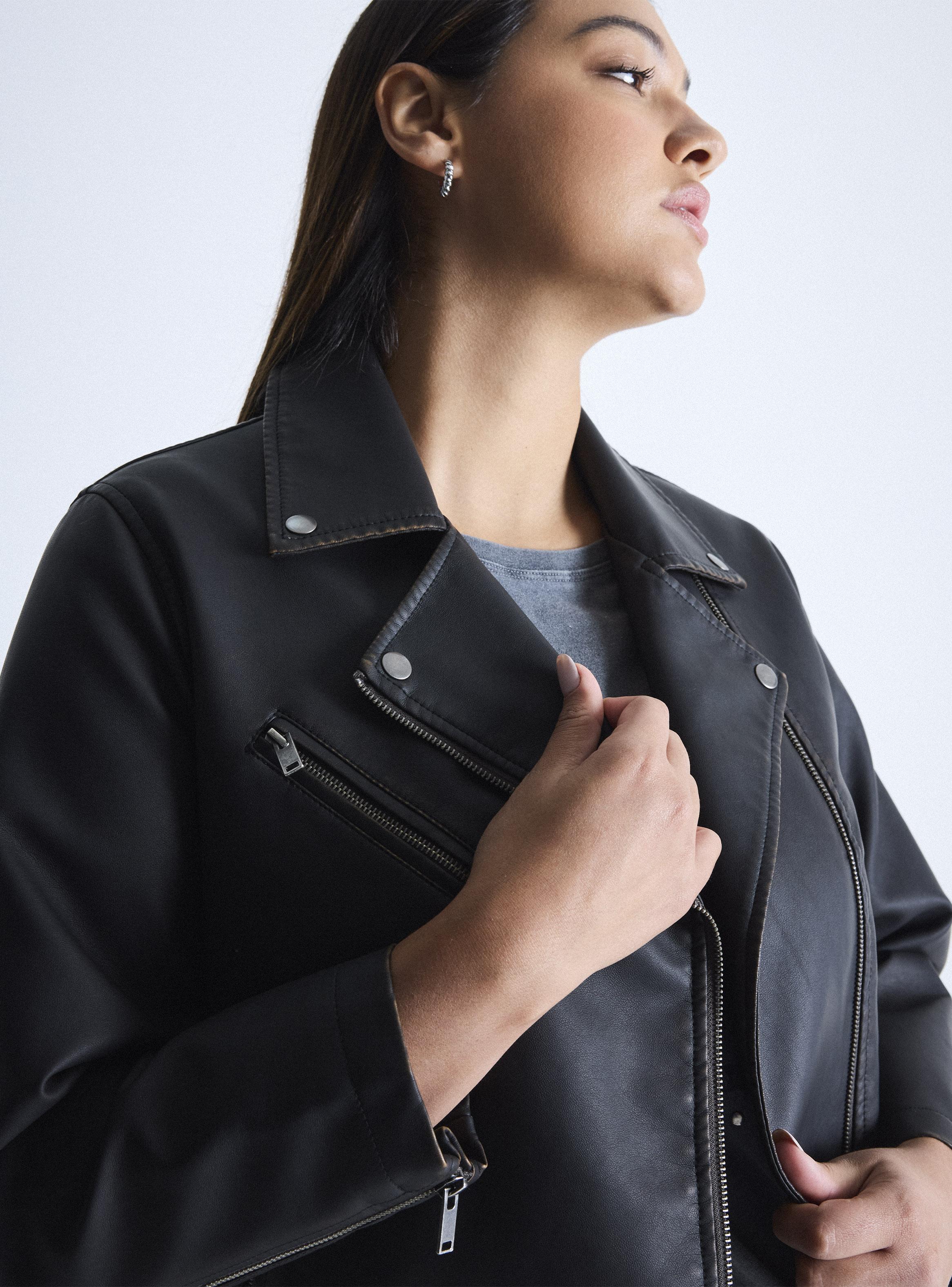 Chaqueta Biker Efecto Cuero Gastado Curvy-2