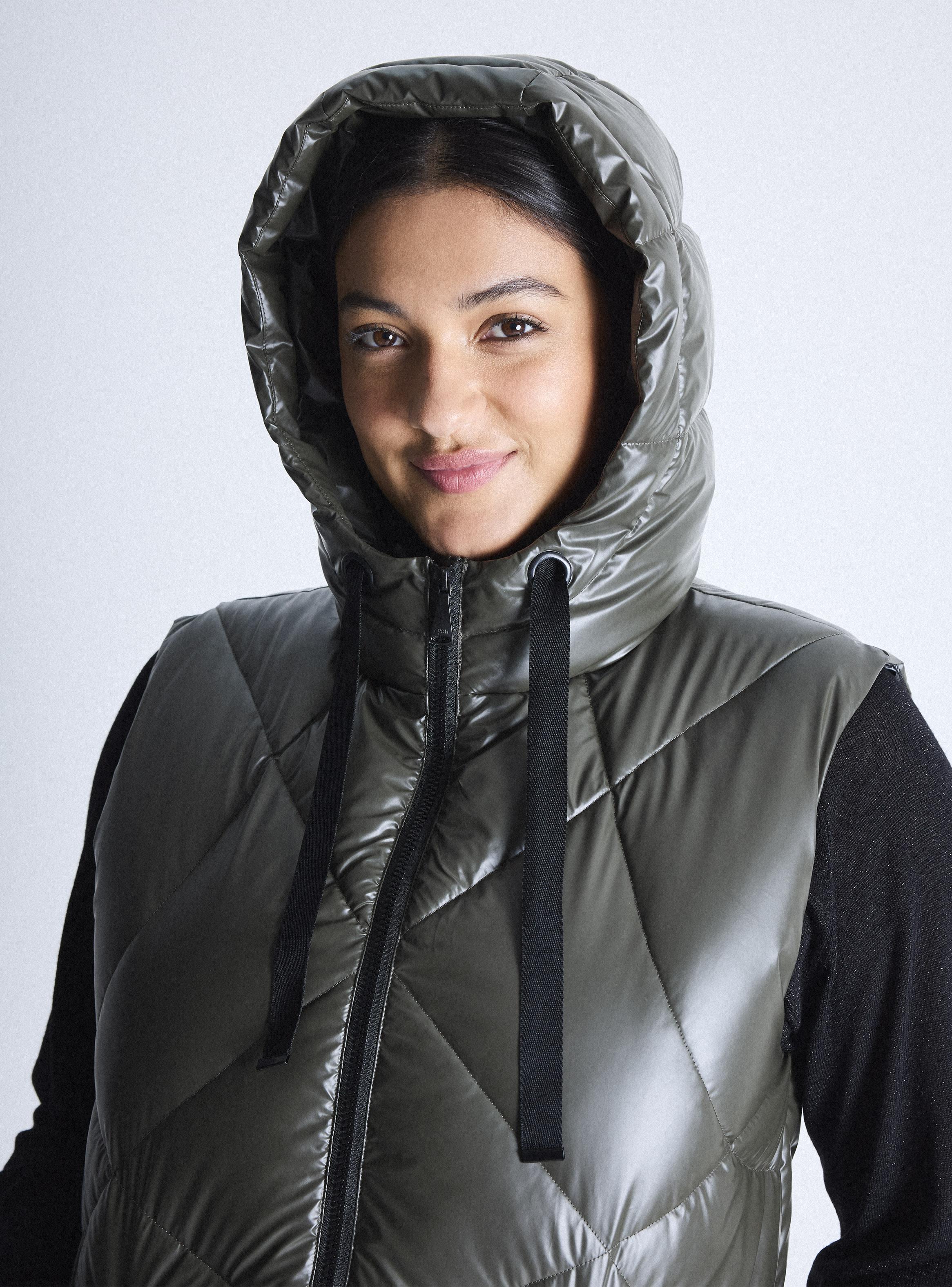 Parka Quilt Sin Mangas Capucha Curvy-3