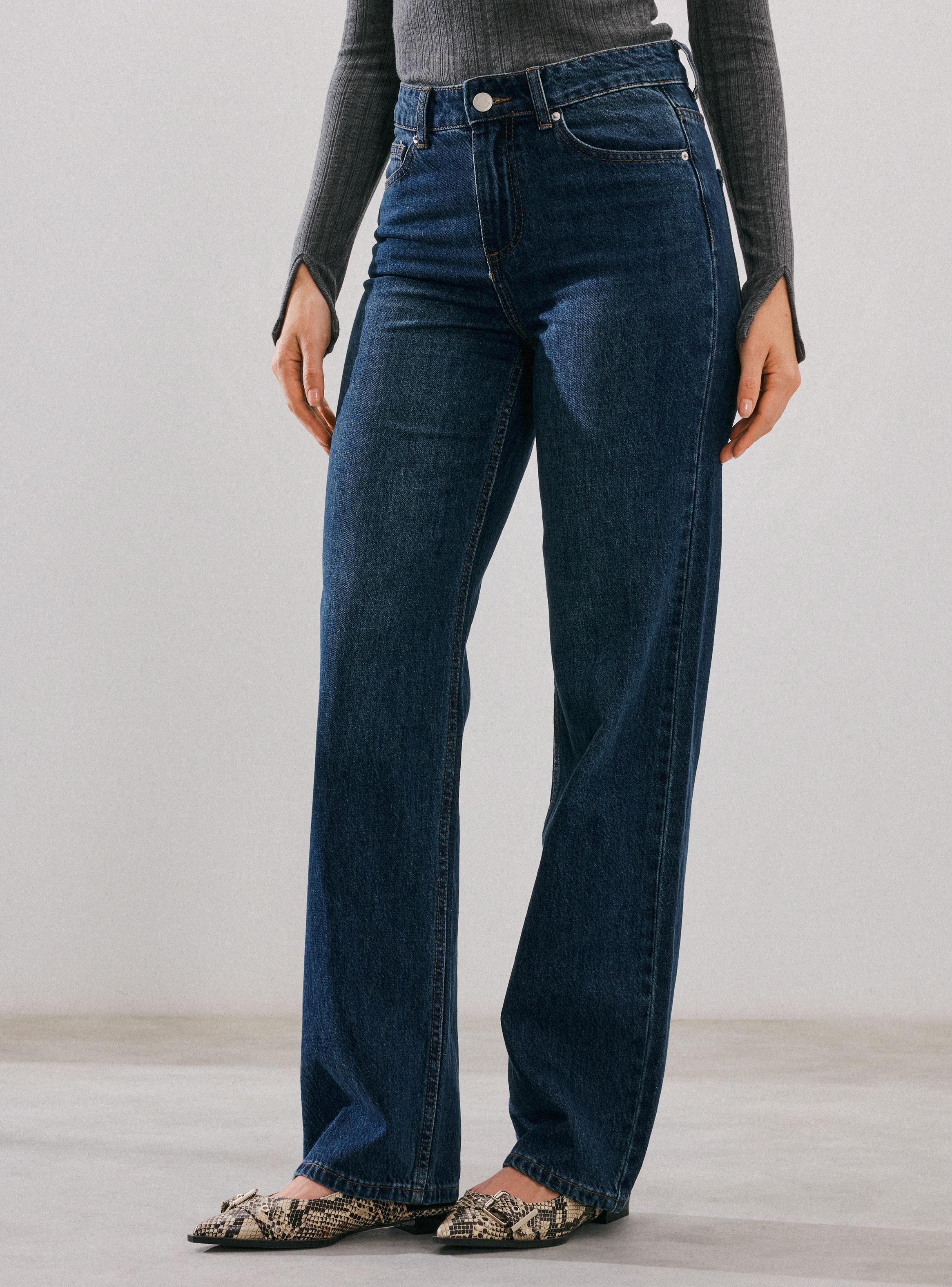 Jeans Straight Lavado Clásico-0