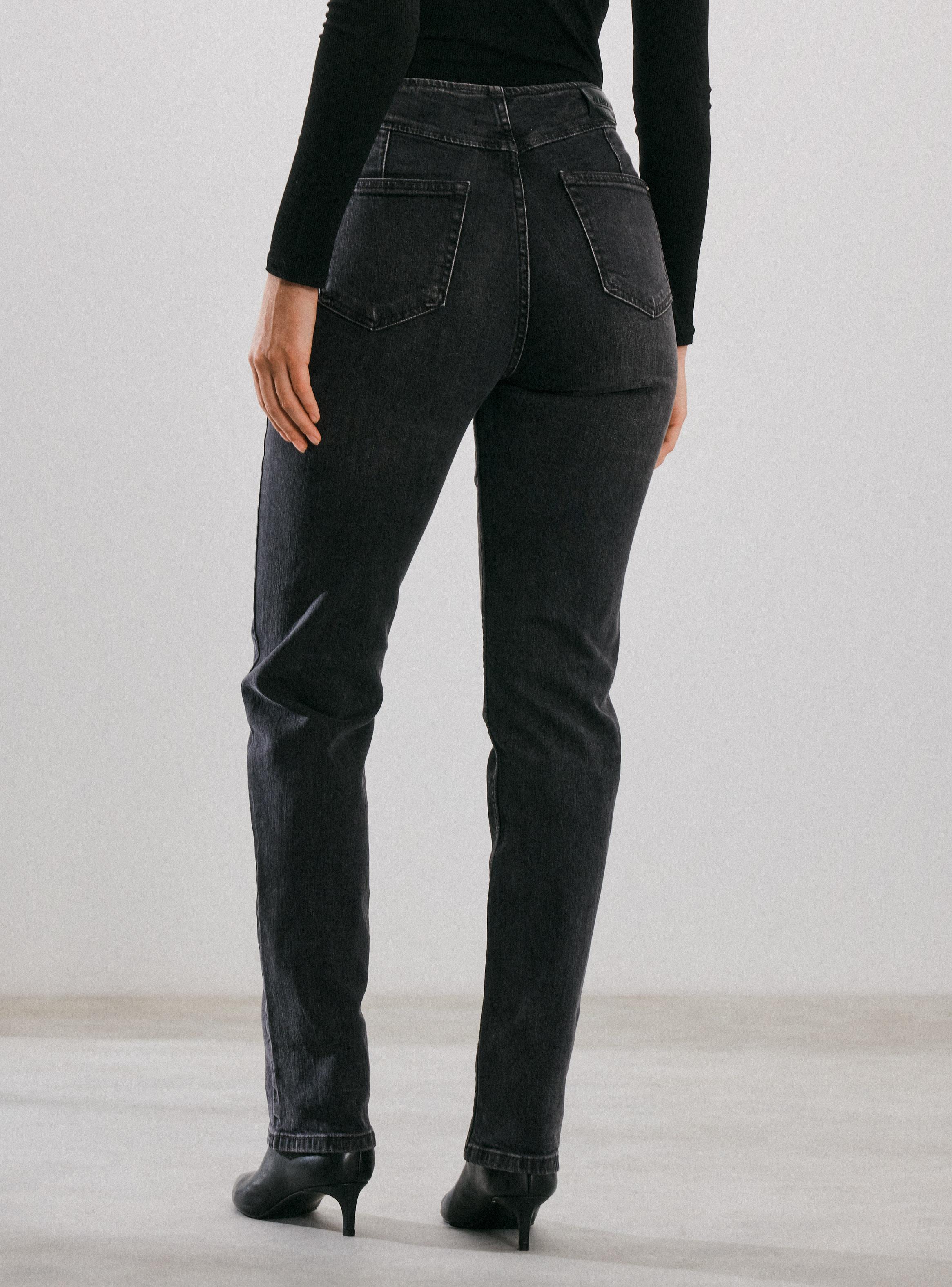 Jeans Kick Flare Cortes Rebeca Delantera-1