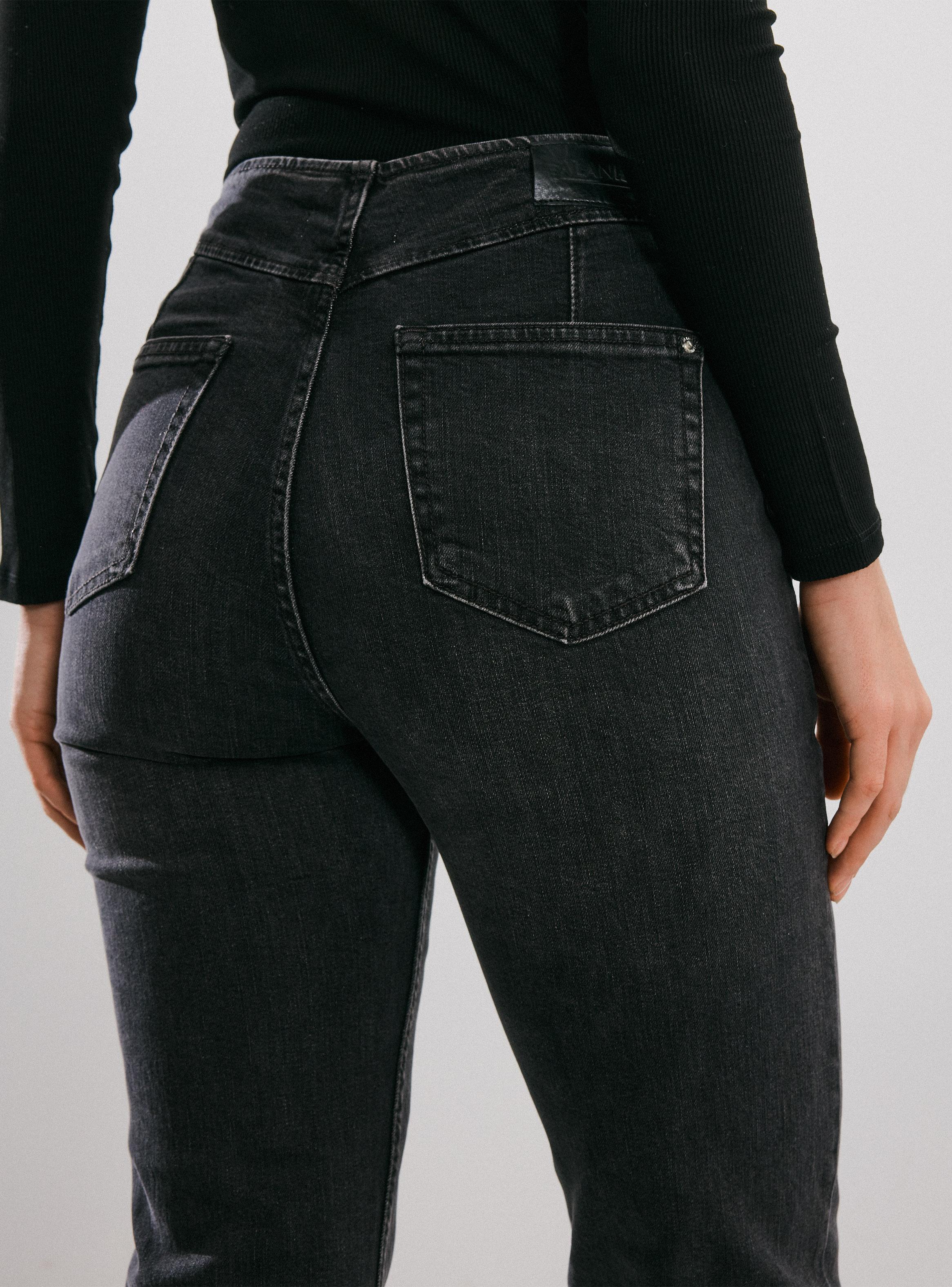 Jeans Kick Flare Cortes Rebeca Delantera-3