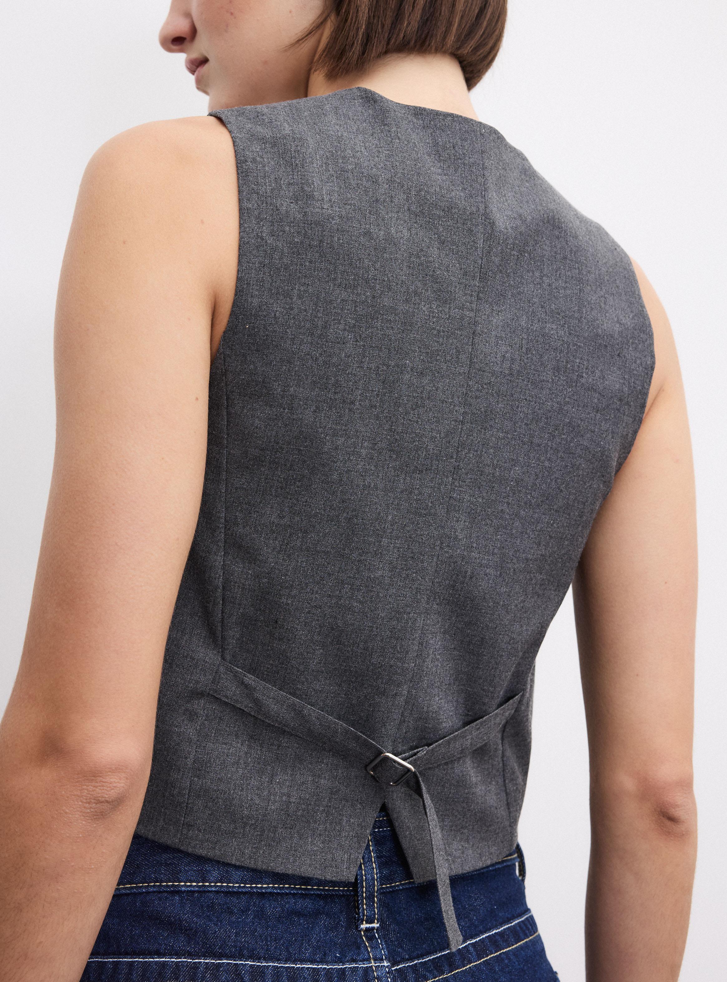 Blusa Tipo Vest Sastrero-3