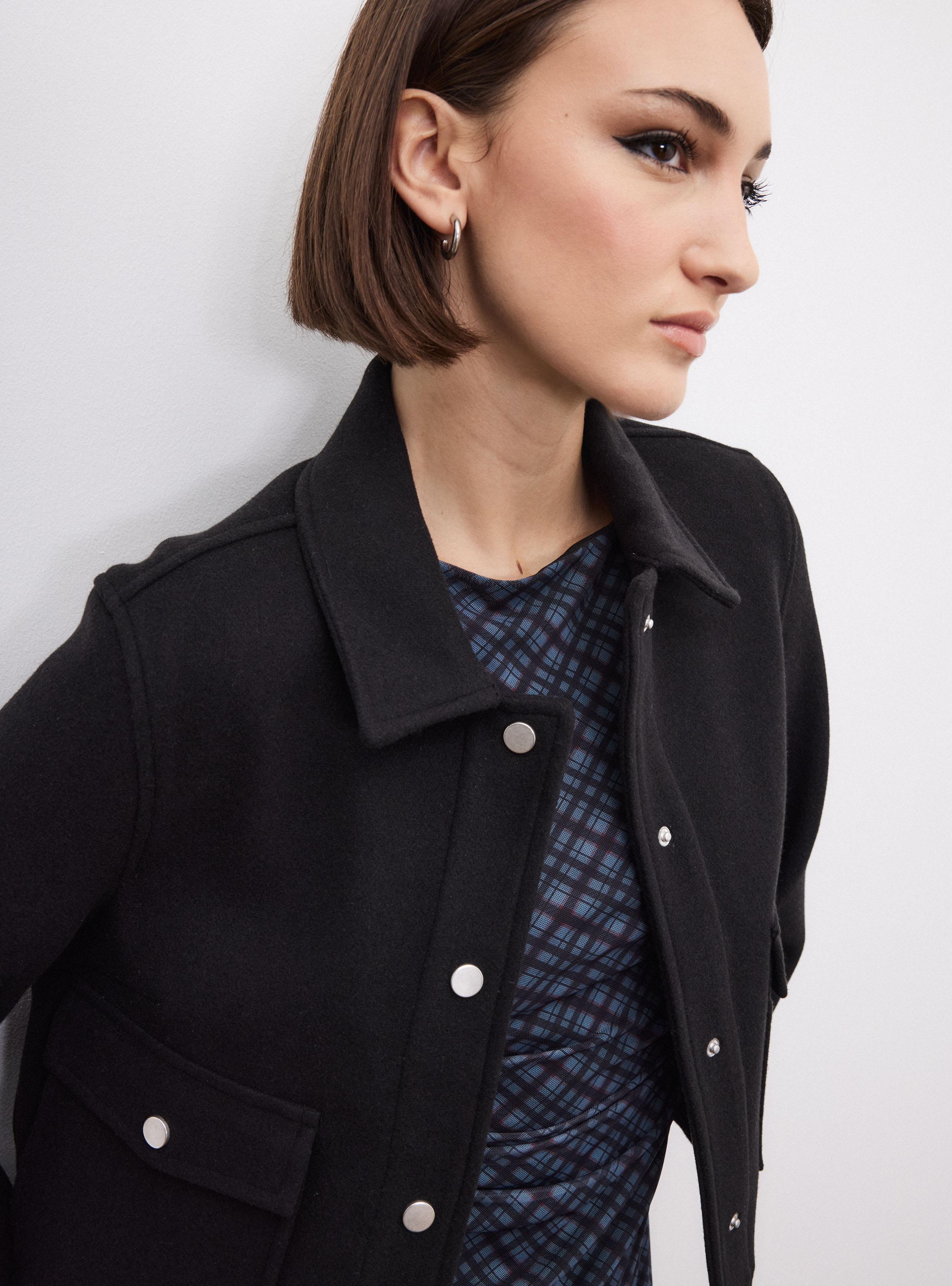 Chaqueta Crop Tacto Suave-2