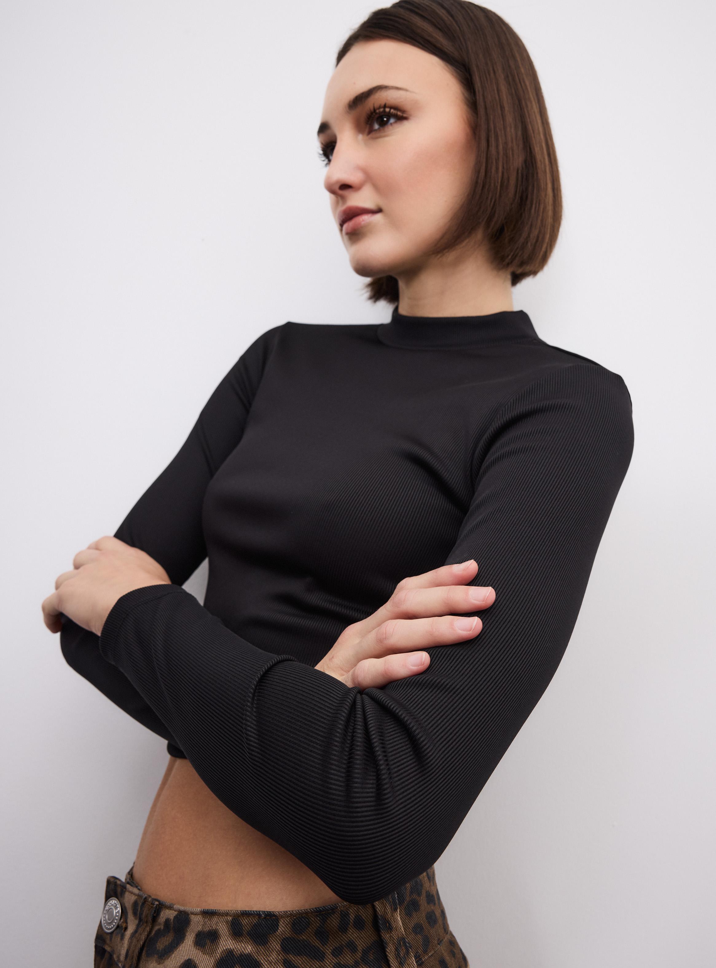 Polera Cuello Mock-3