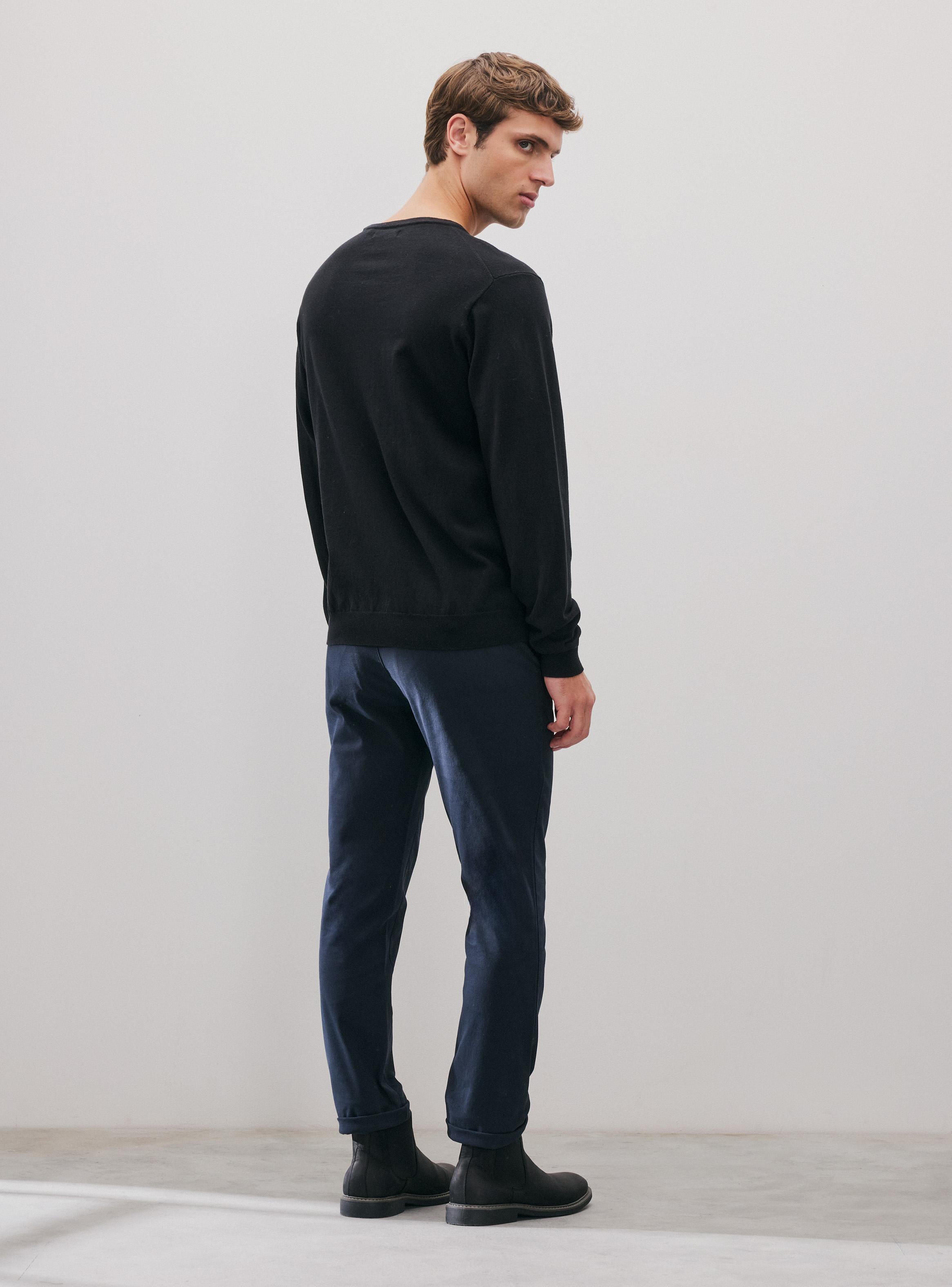 Sweater Unicolor Clásico-5