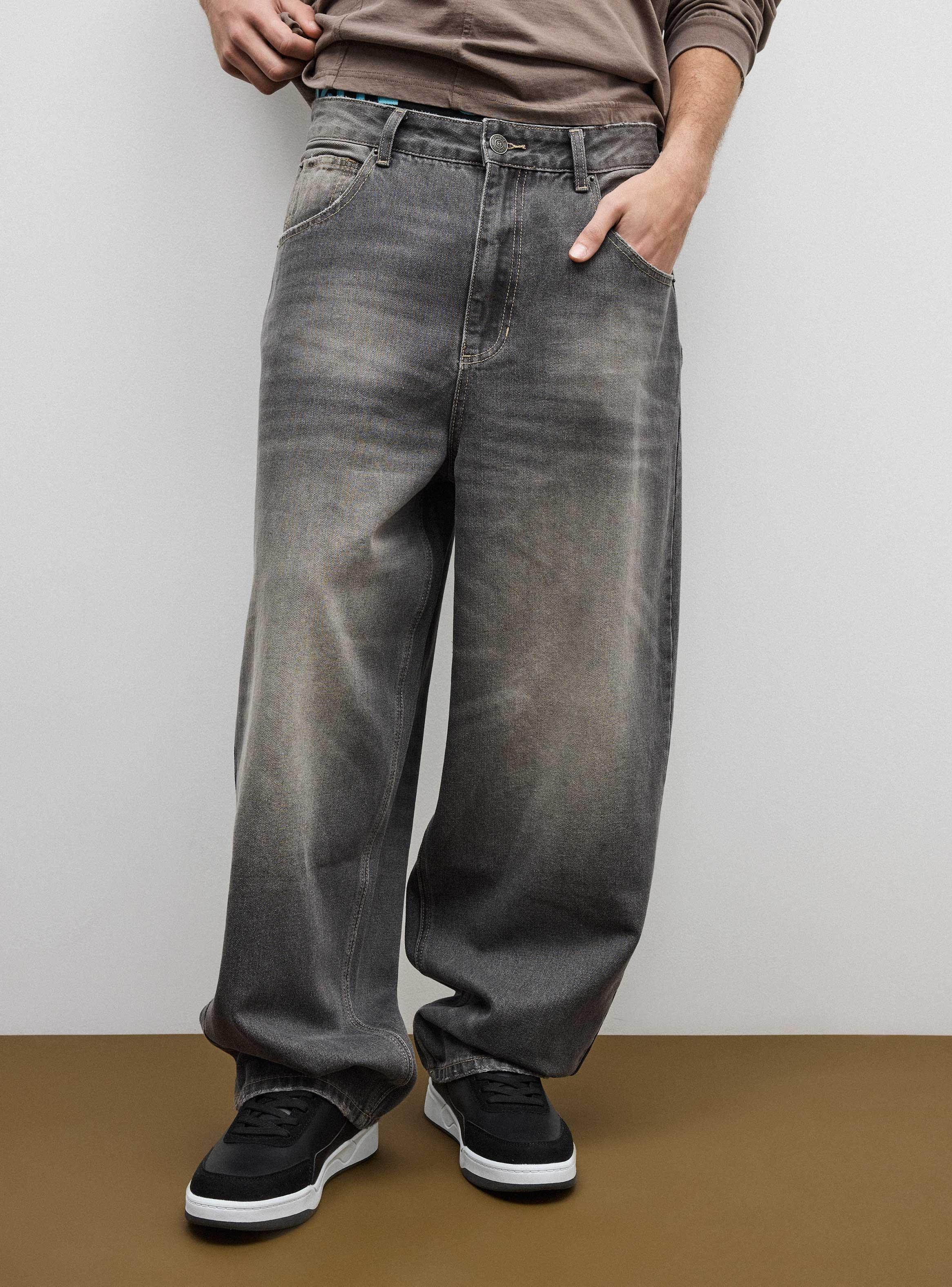 Jeans Desgastado y Sobreteñido-0