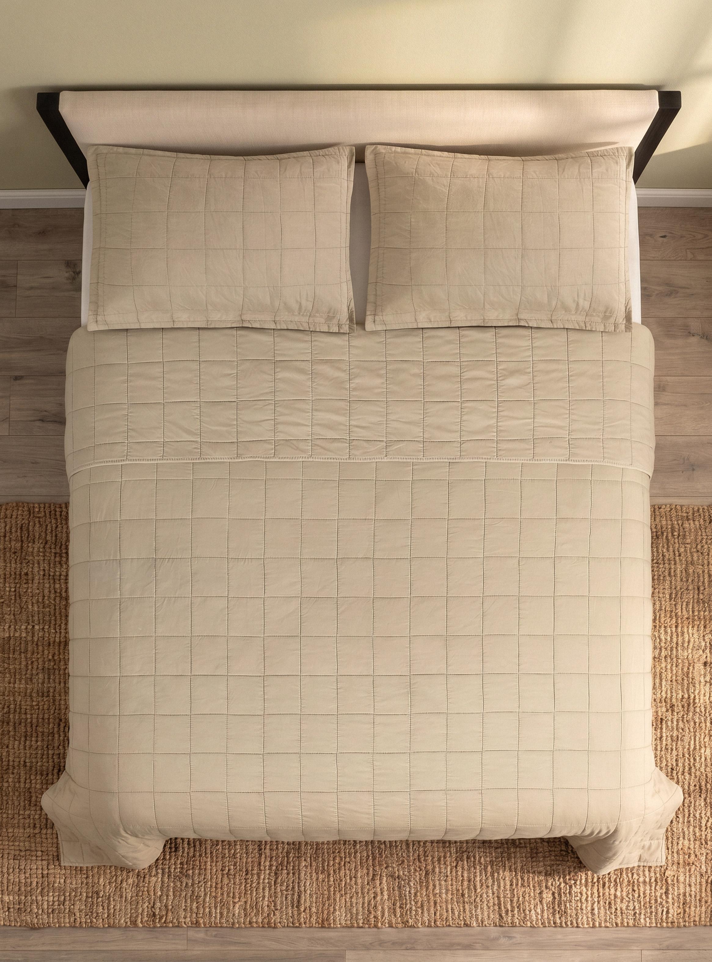 Quilt King Comfy Plain-2