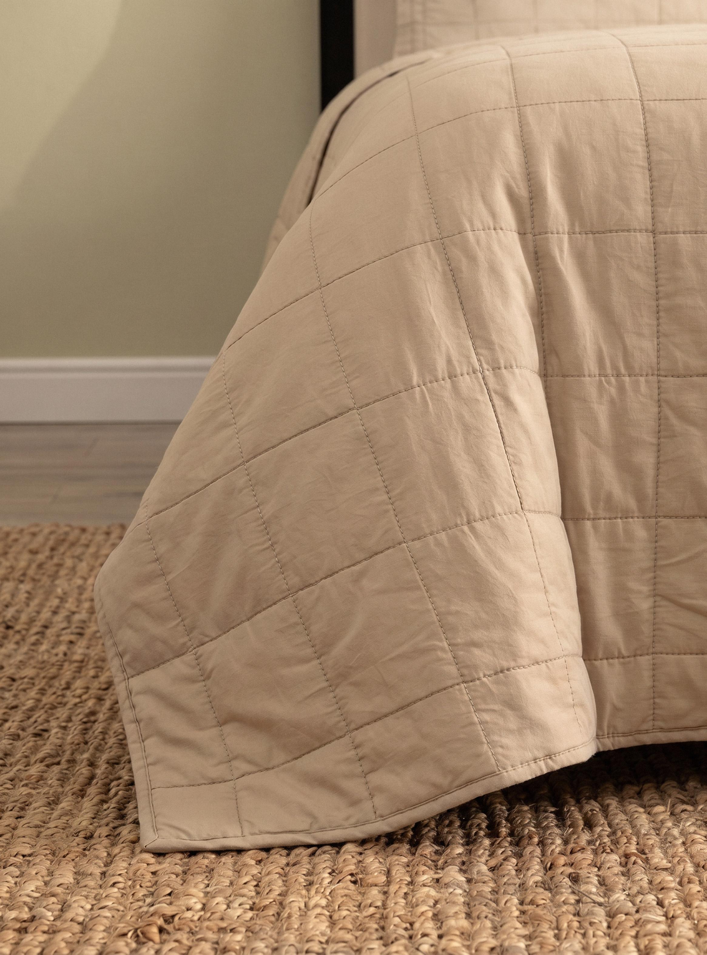 Quilt King Comfy Plain-3