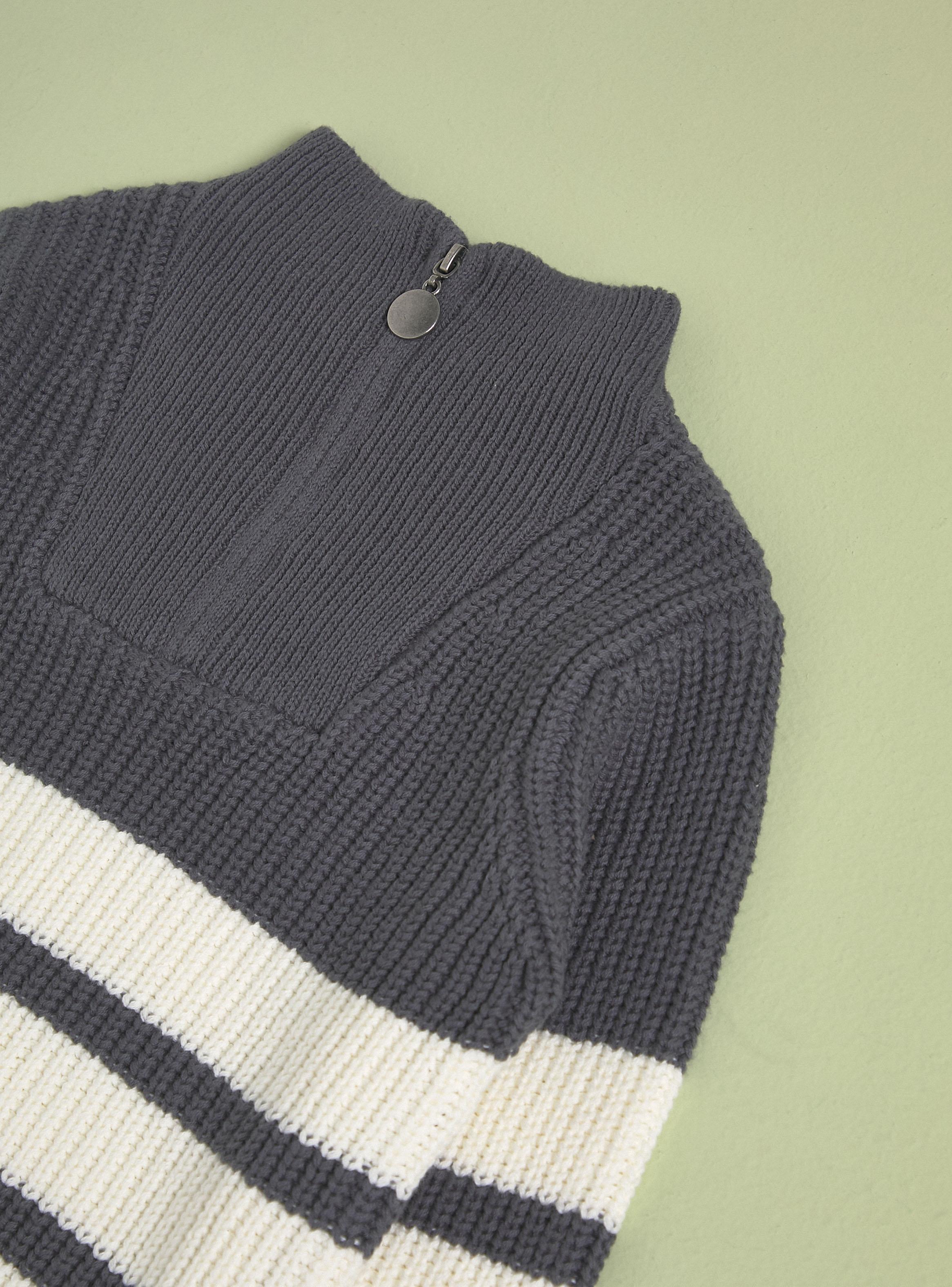 Sweater con Rayas Medio Cierre-2