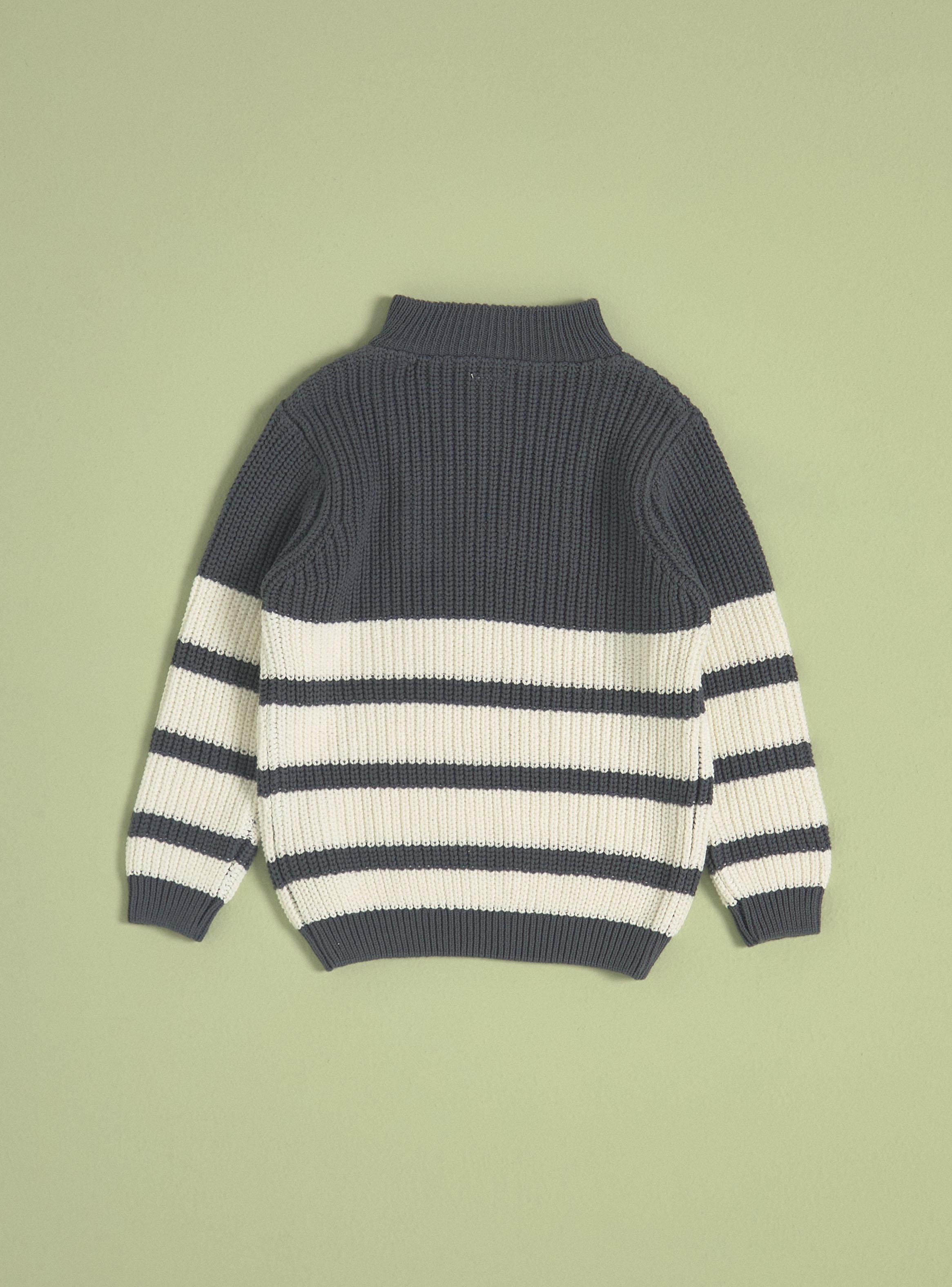 Sweater con Rayas Medio Cierre-1