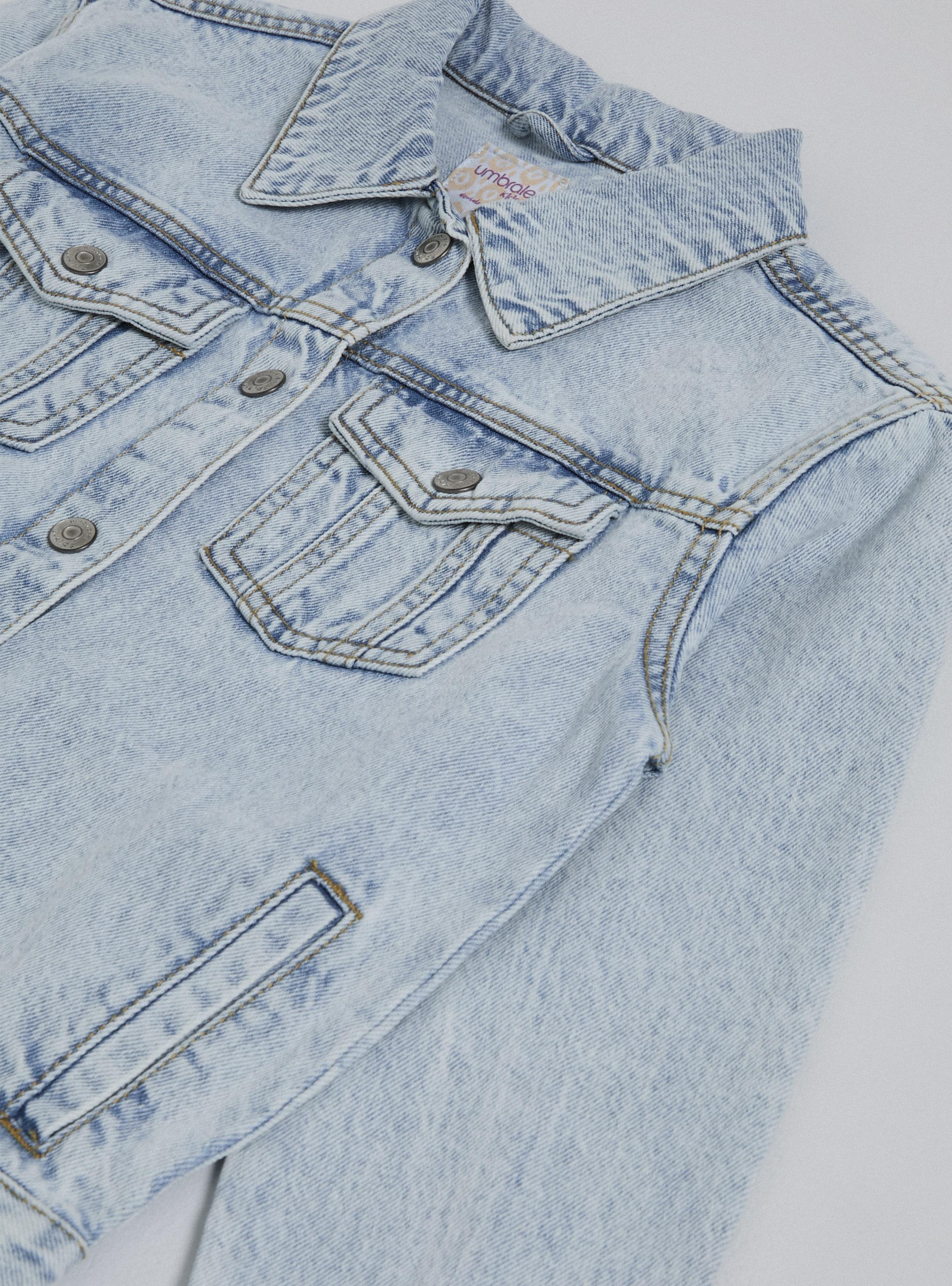 Chaqueta Denim con Aplicación de Crochet-2