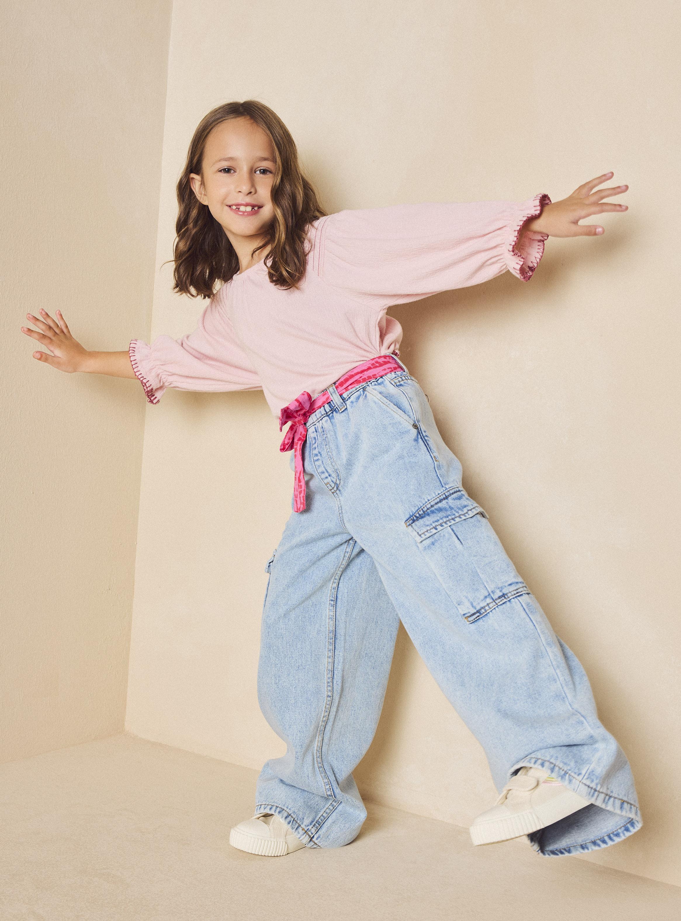 Jeans Wide Leg Cargo con Cinturón Estampado-4