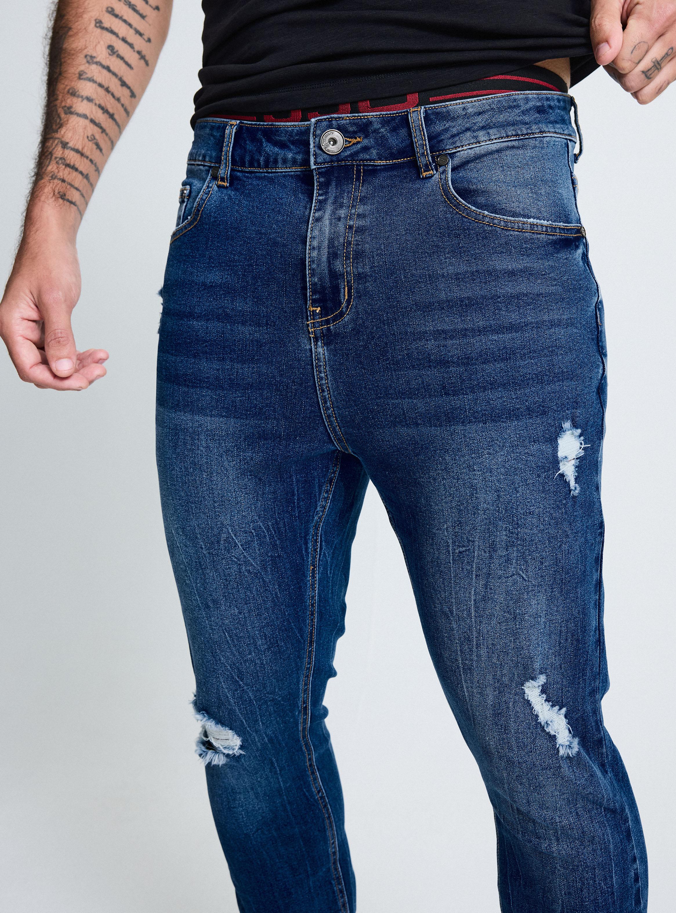 Jeans Crackelado con Roturas-2