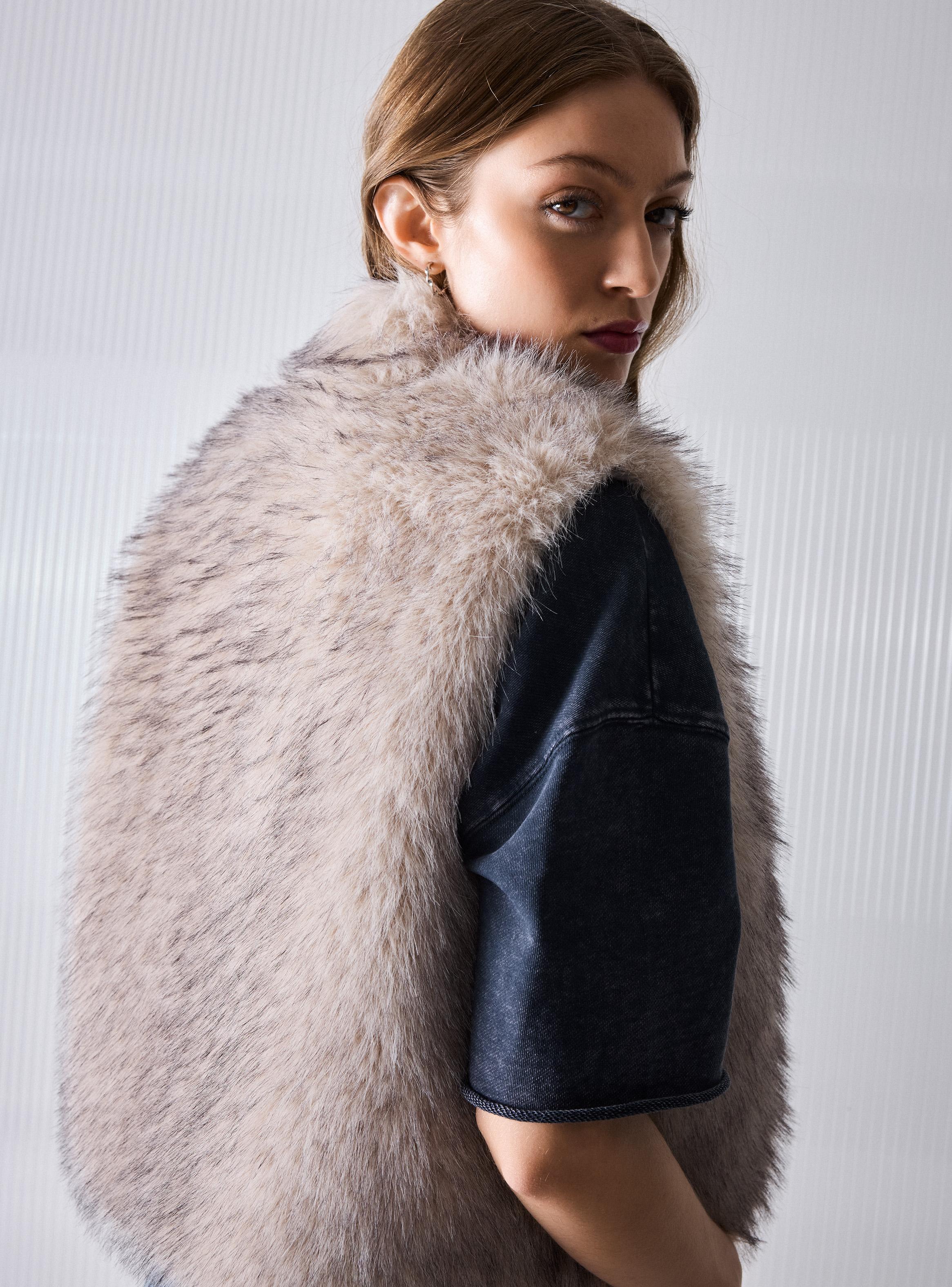 Chaqueta Cuello Alto-3