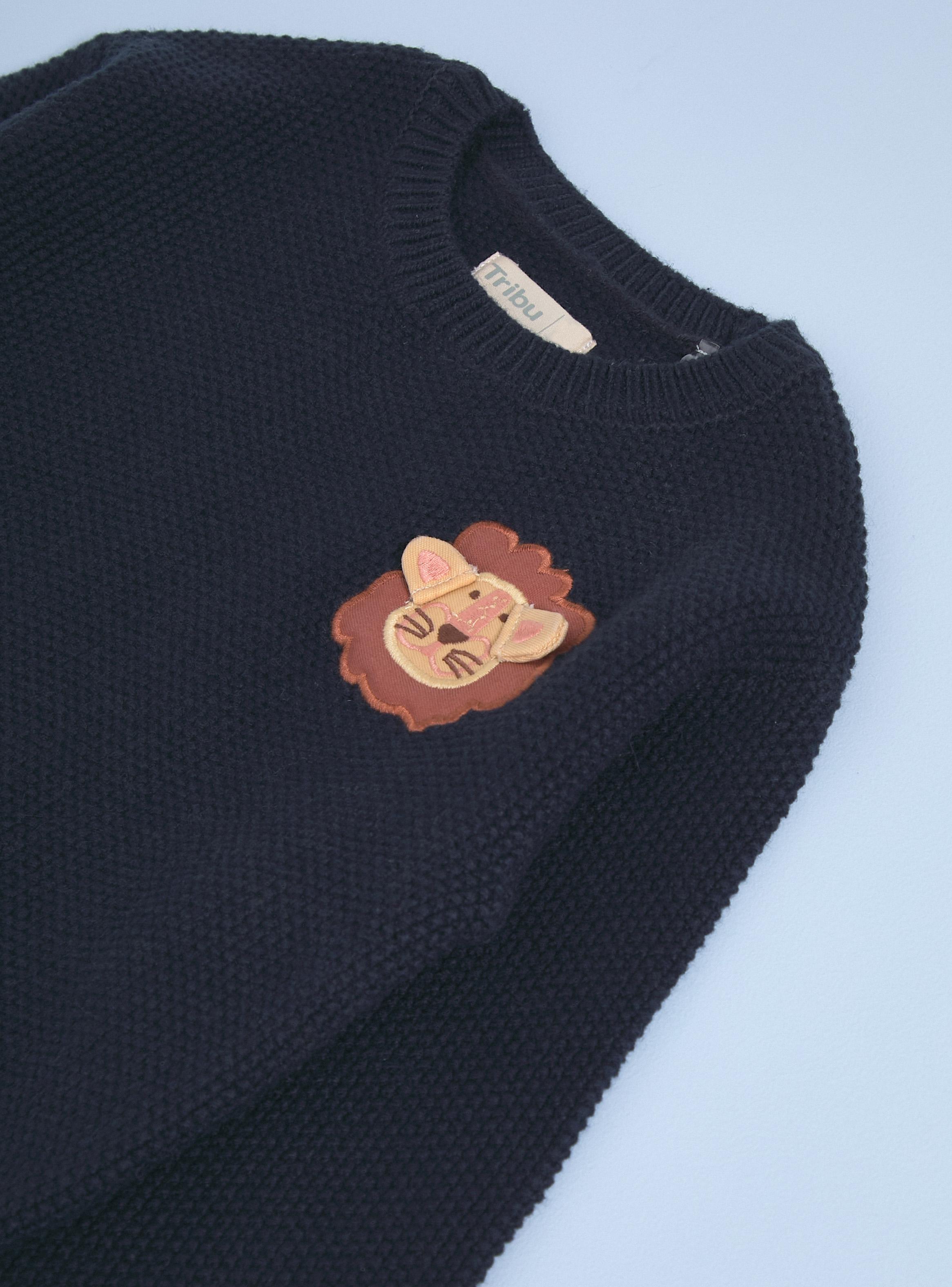 Sweater con Aplicación Frontal-2