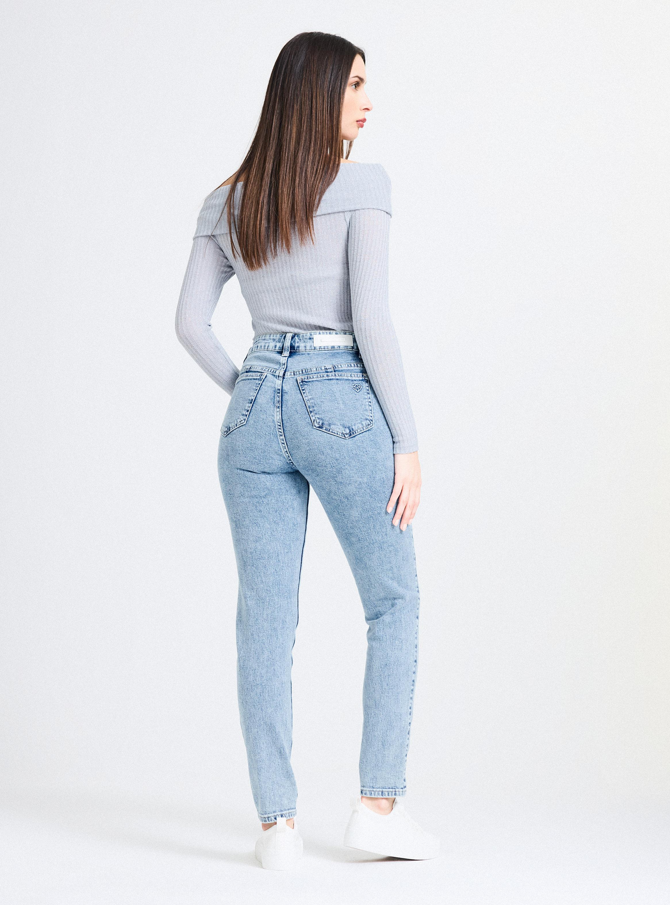 Jeans Invisible Push Up Pedrería en Bolsillo-5