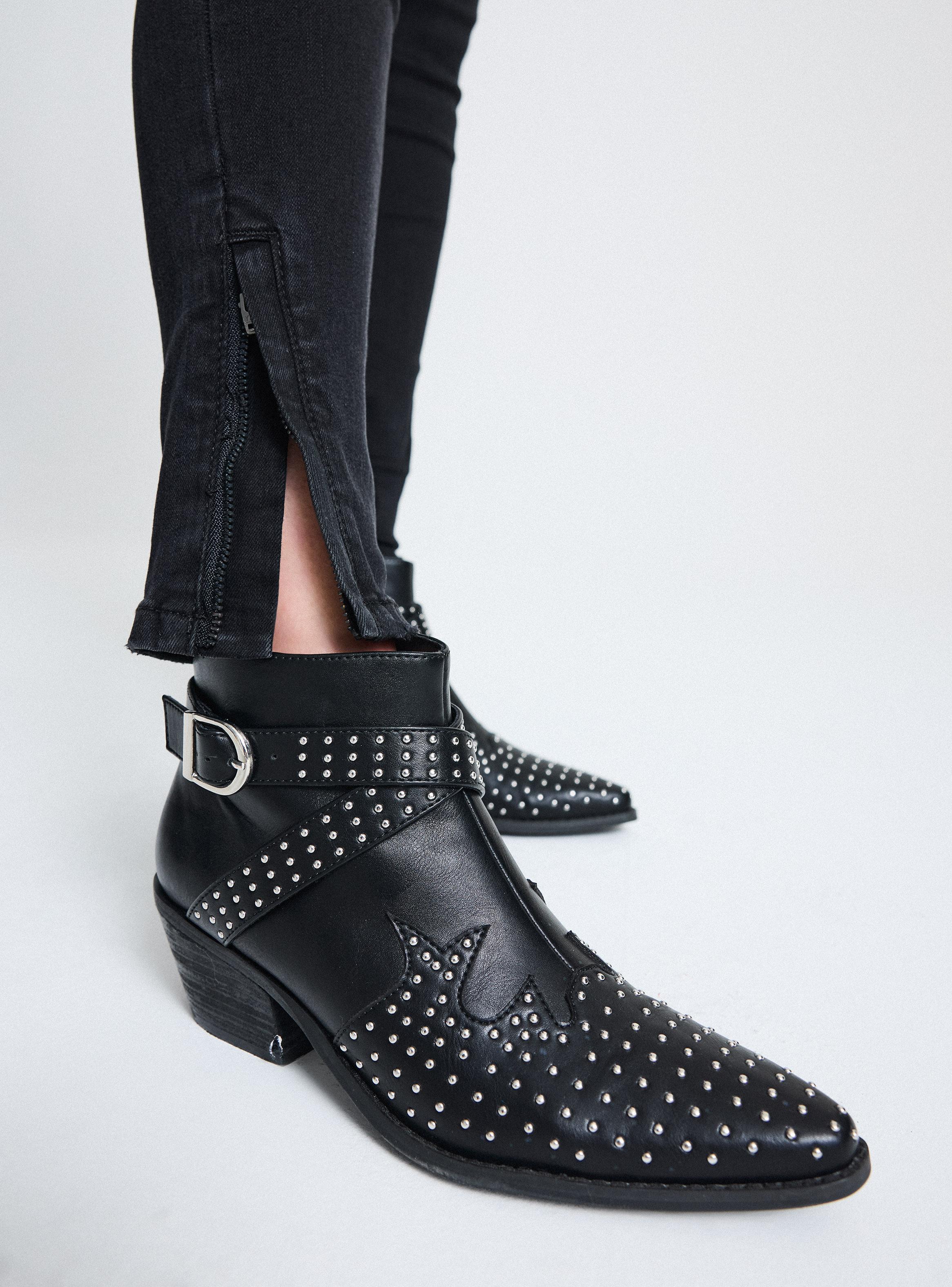 Jeans Push Up Cadenita en Bolsillo-3