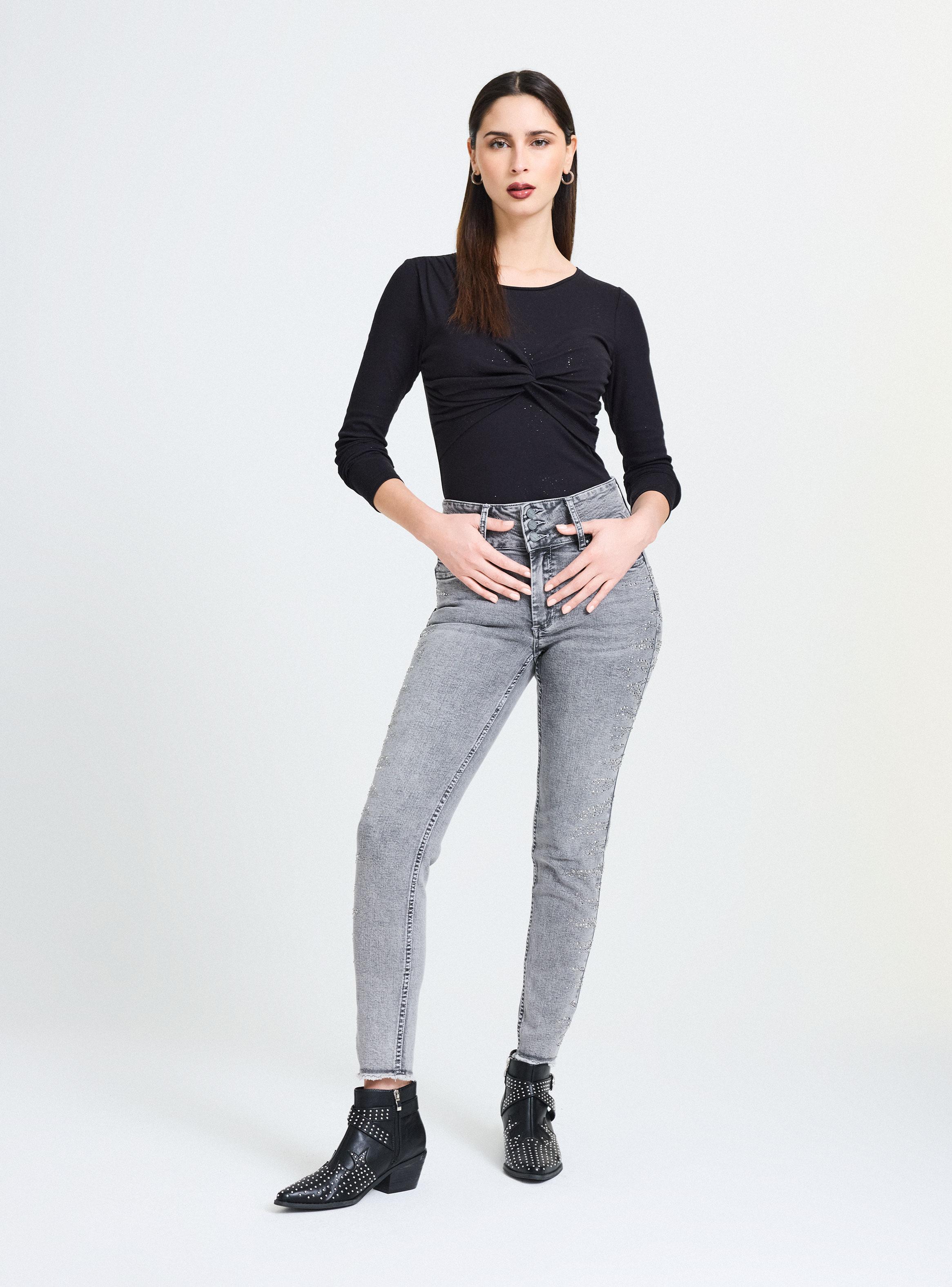 Jeans Push Up 3 Botones Brillos en Forma de Cebra en Costado-4