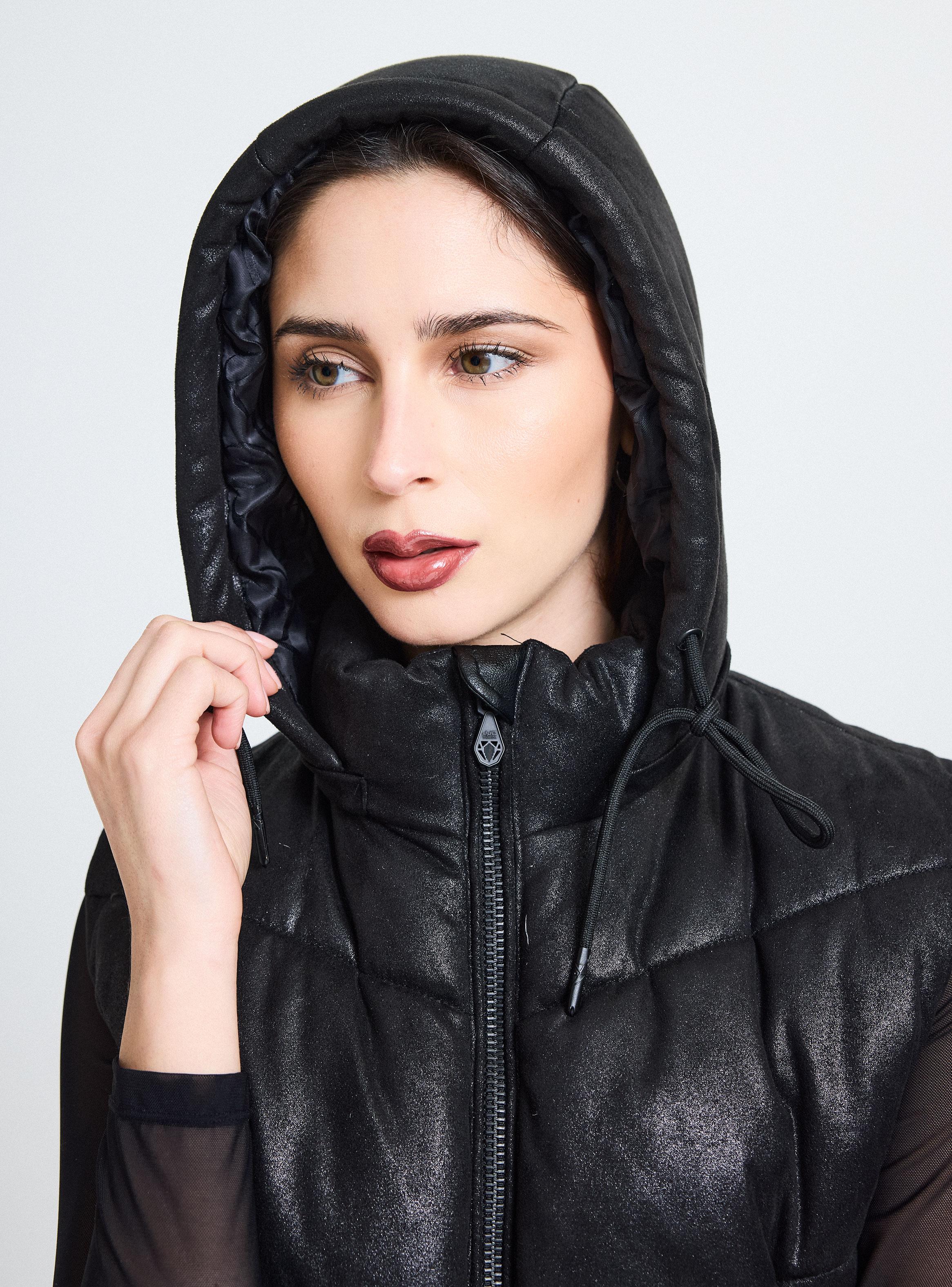 Parka Puffa sin Manga Tela Brillante-3