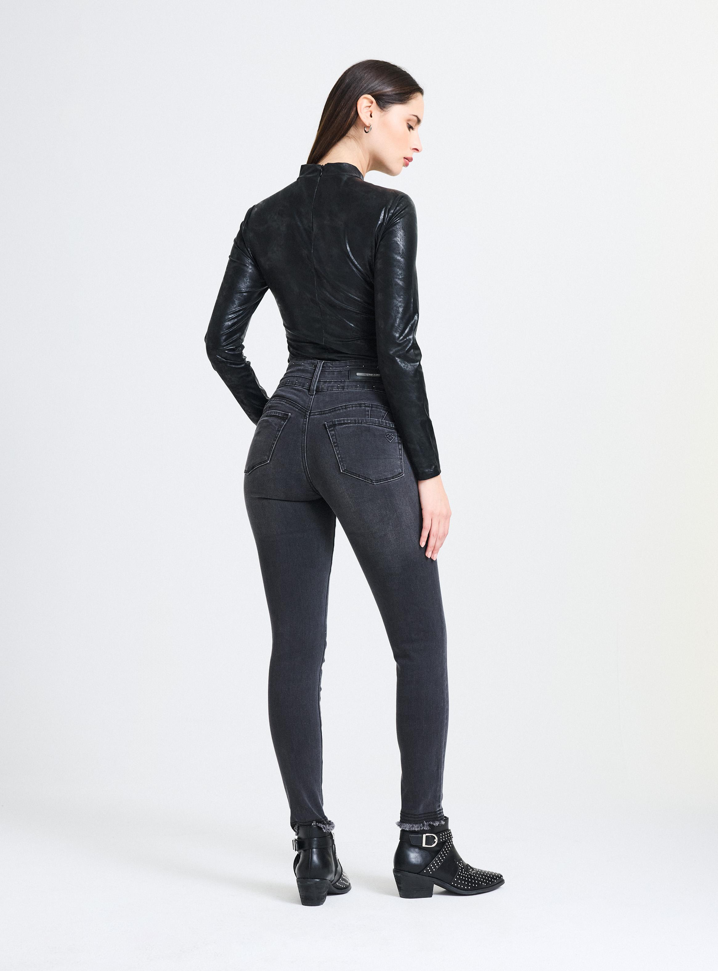 Body Simil Cuero Manchado Cuello Alto Cutout-5