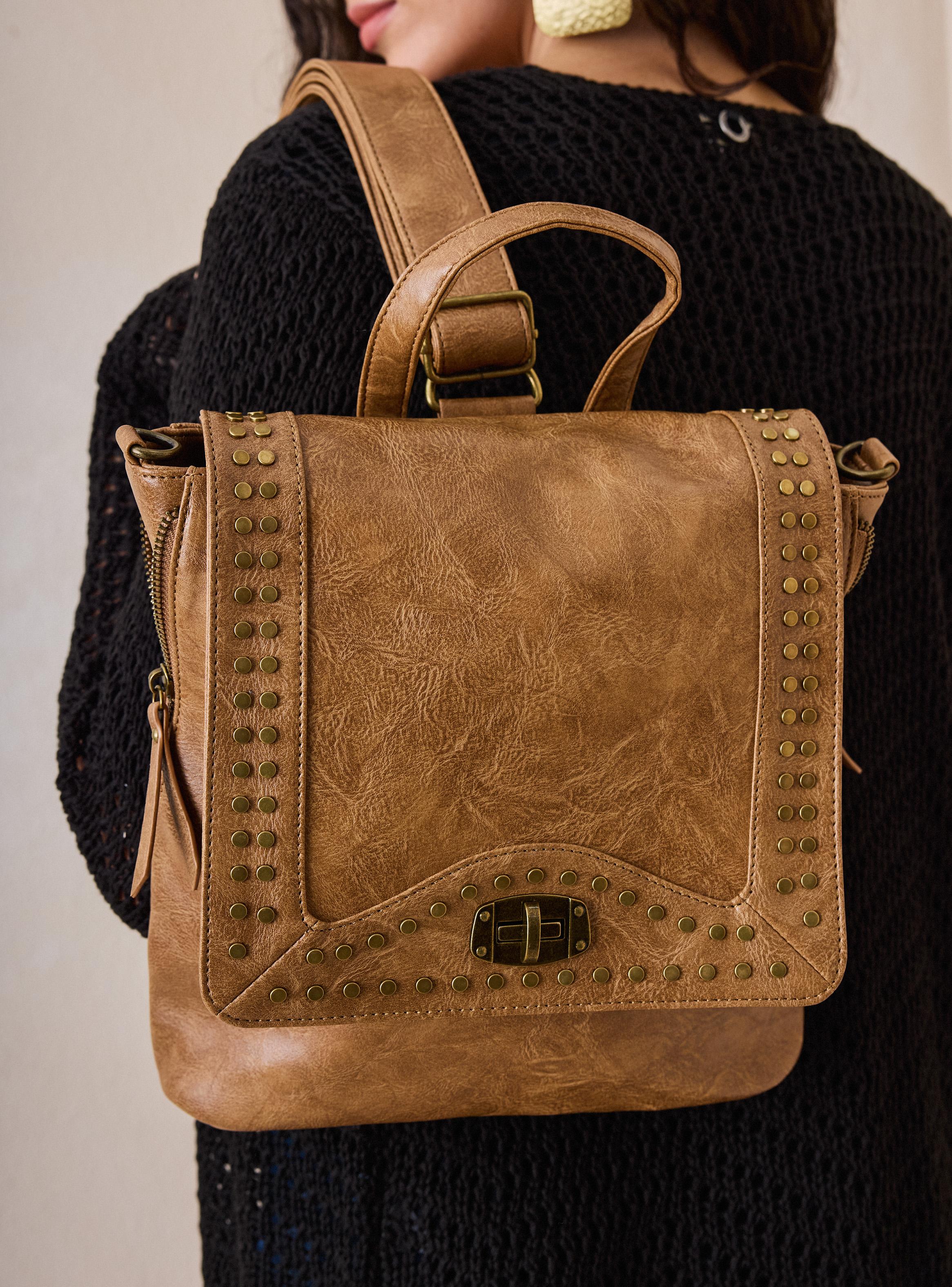 Mochila Urbana Diseño Tachas-6