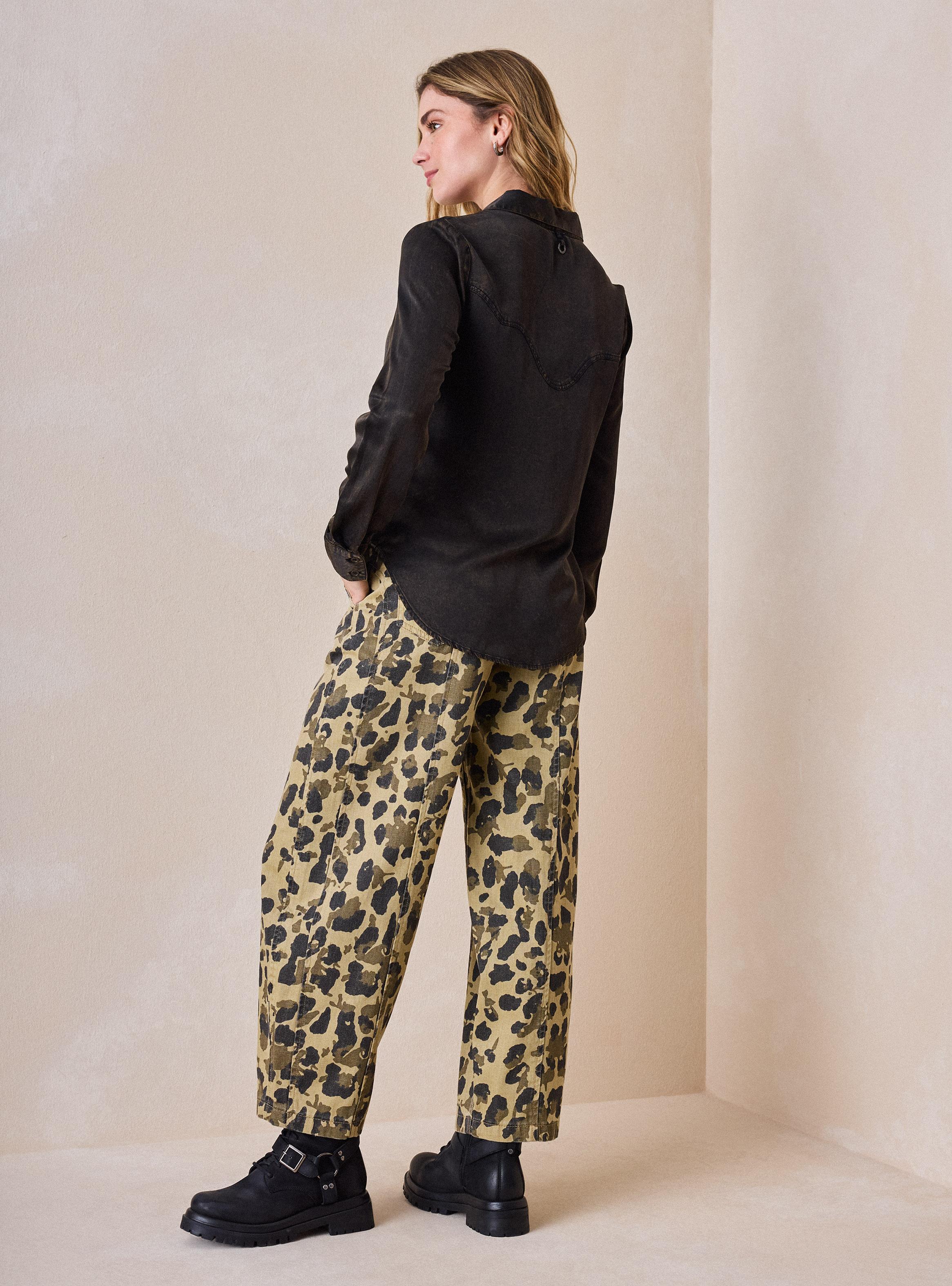 Blusa Corte Western con Proceso-5