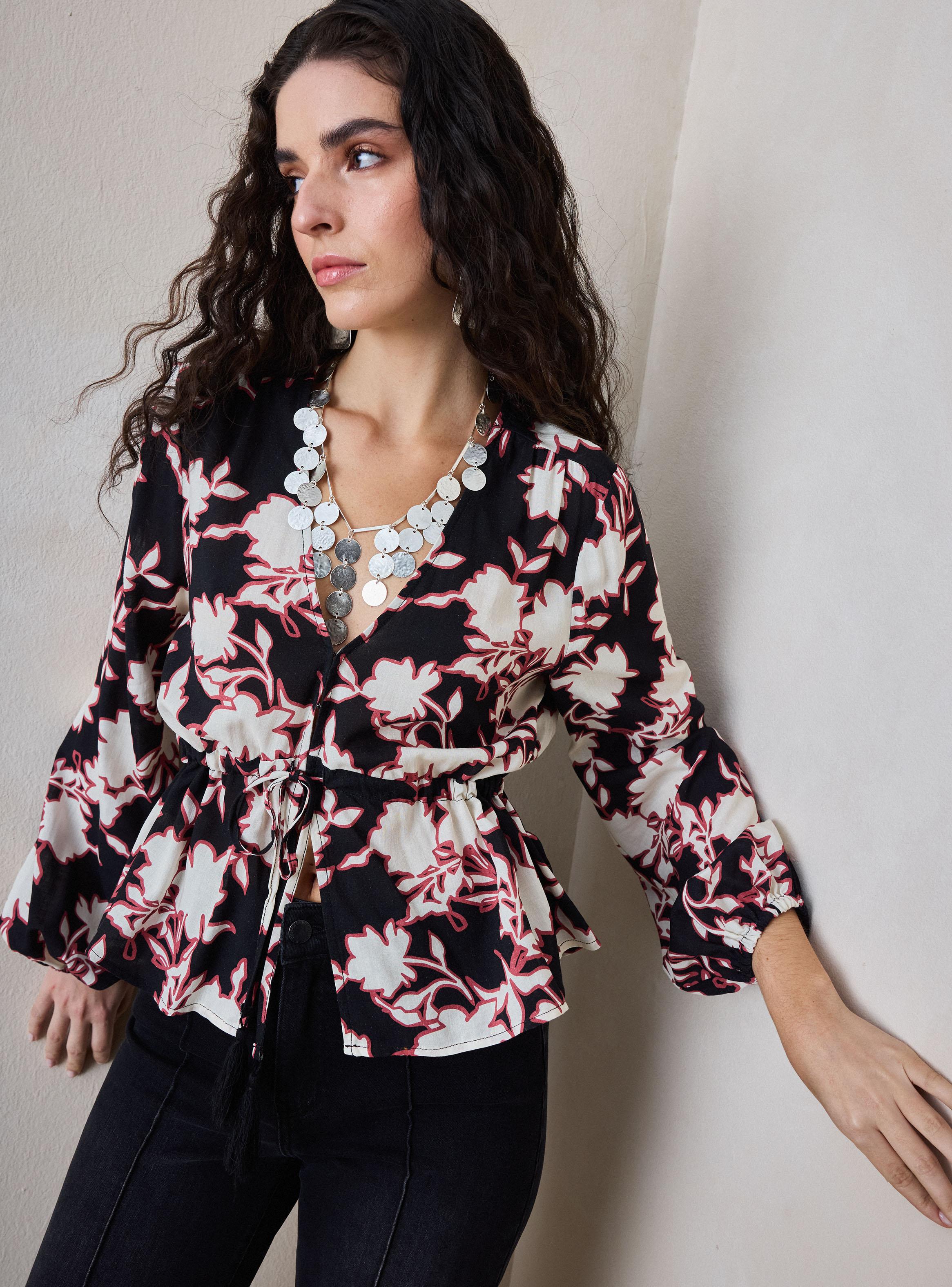 Blusa Estampado Y Broches Delantero-2
