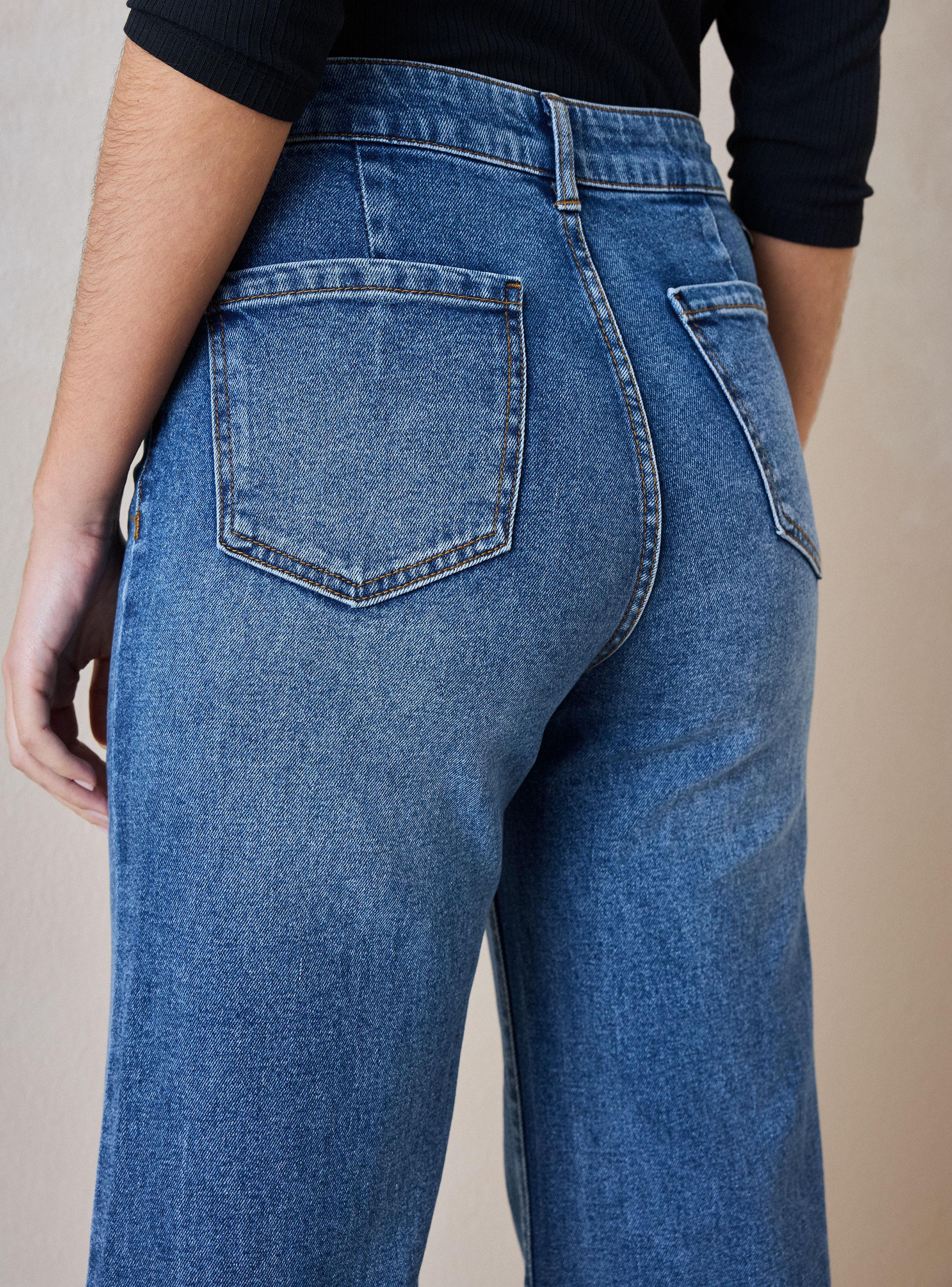 Jeans Cortes en Delantero-3