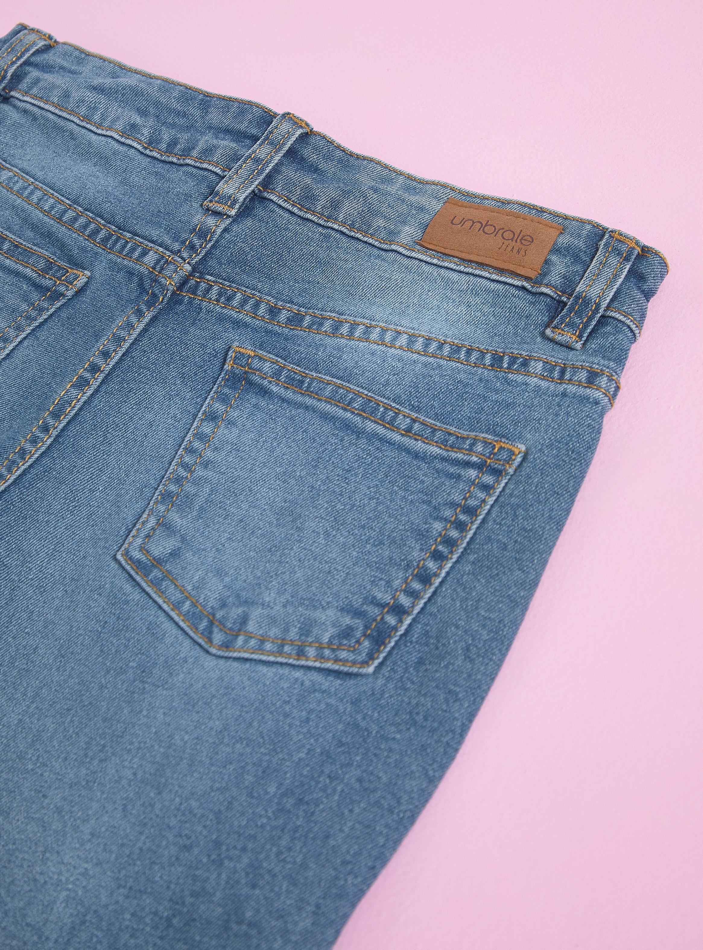 Jeans Flare con Aplicación Broderie Bordado-3