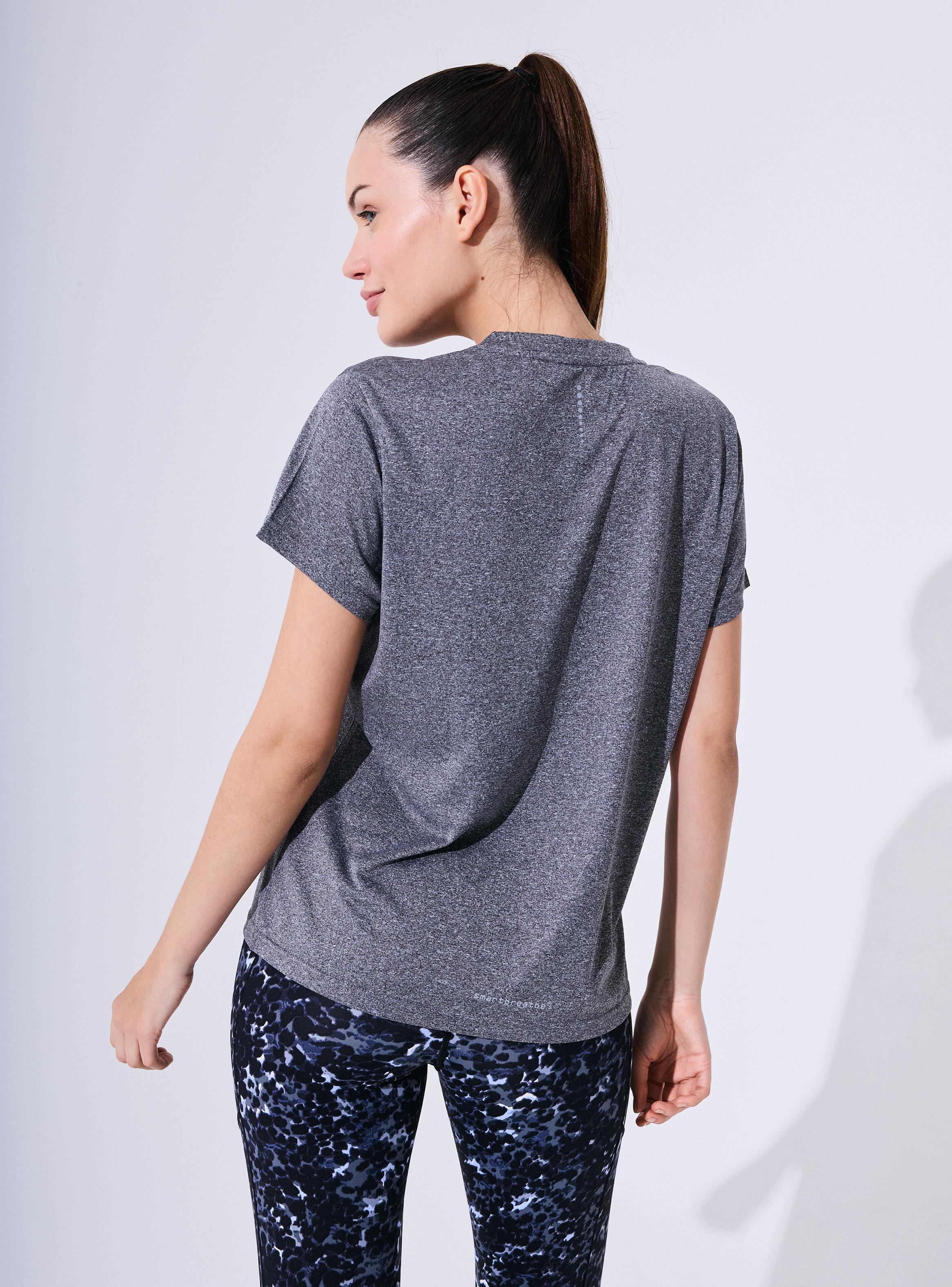 Polera Técnica Cuello V-1