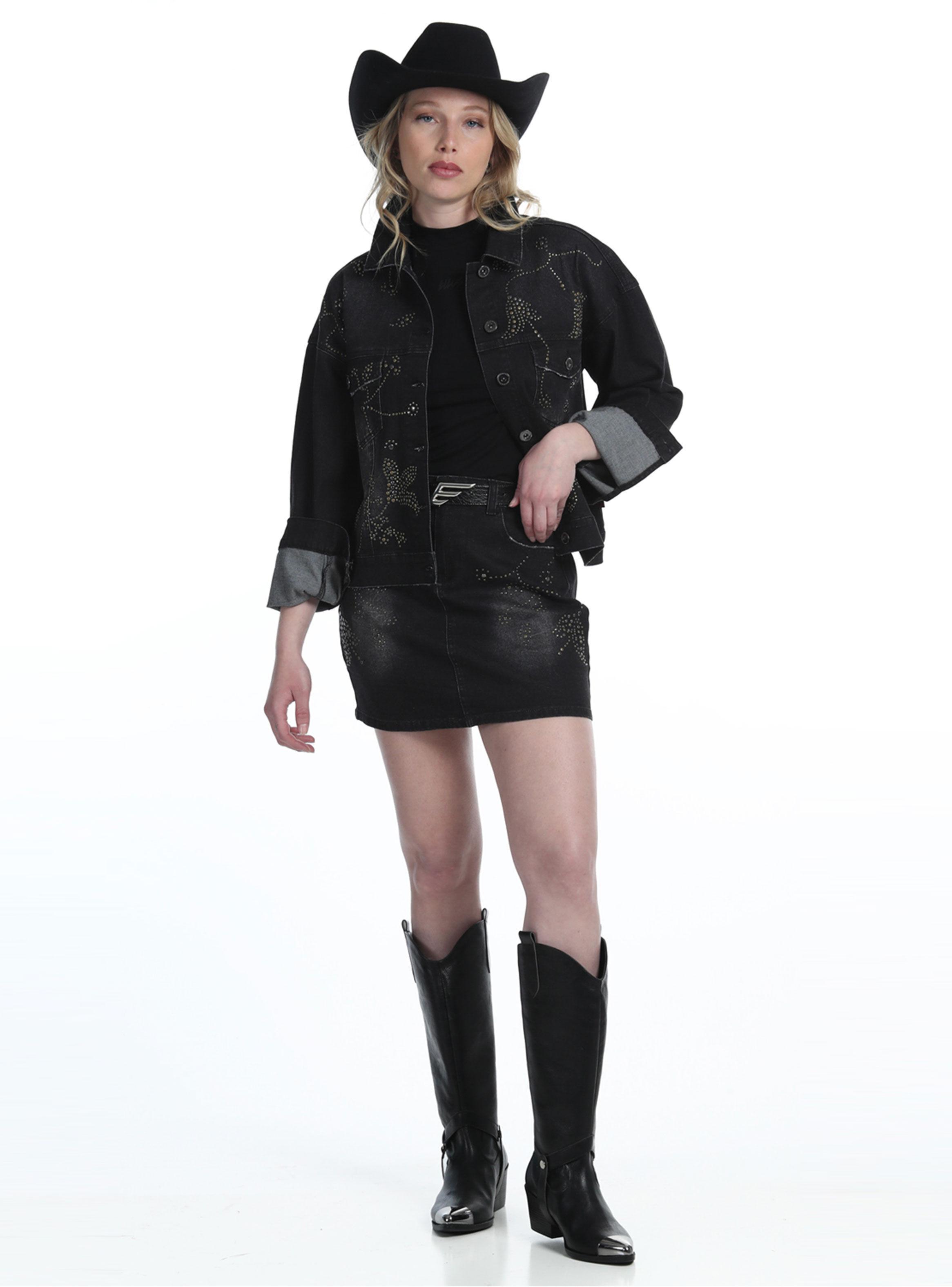 Chaqueta Trucker Tachas-3