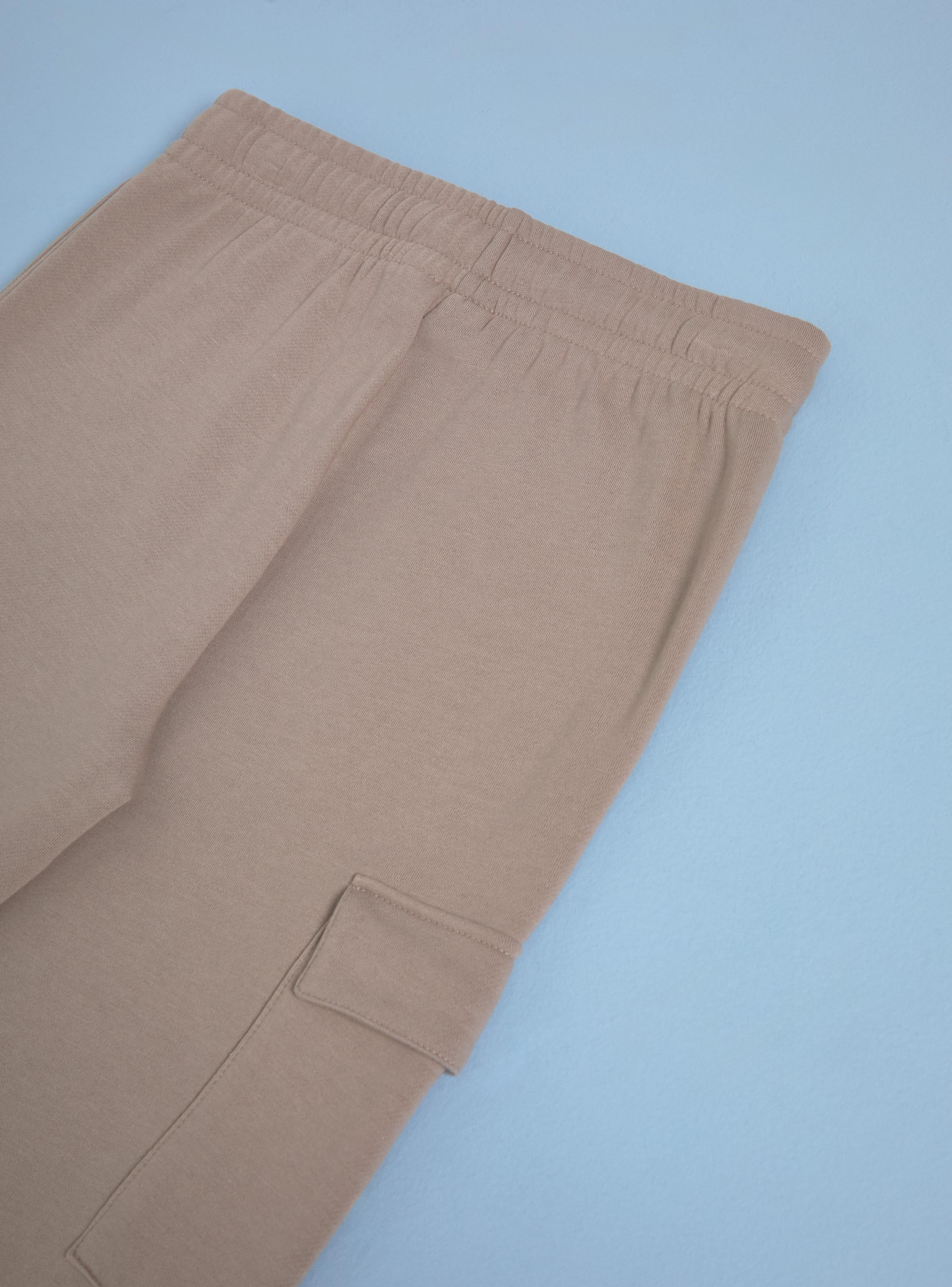 Pantalón Cargo Estampado Tipo Parche Marvel-3