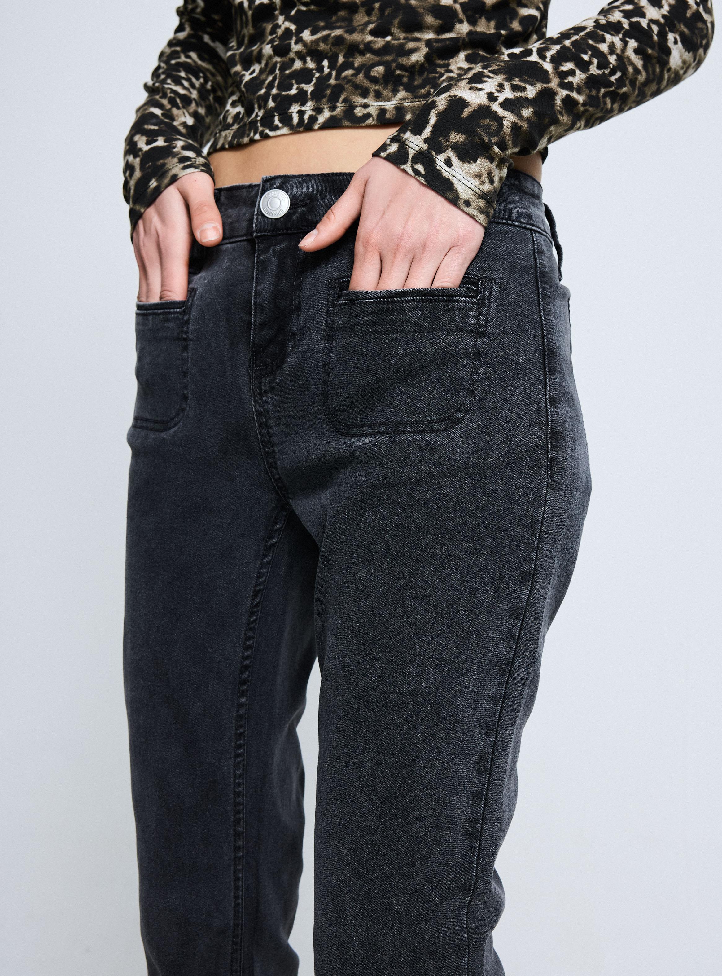 Jeans Flare Low Rise Bolsillos Ribeteados-2
