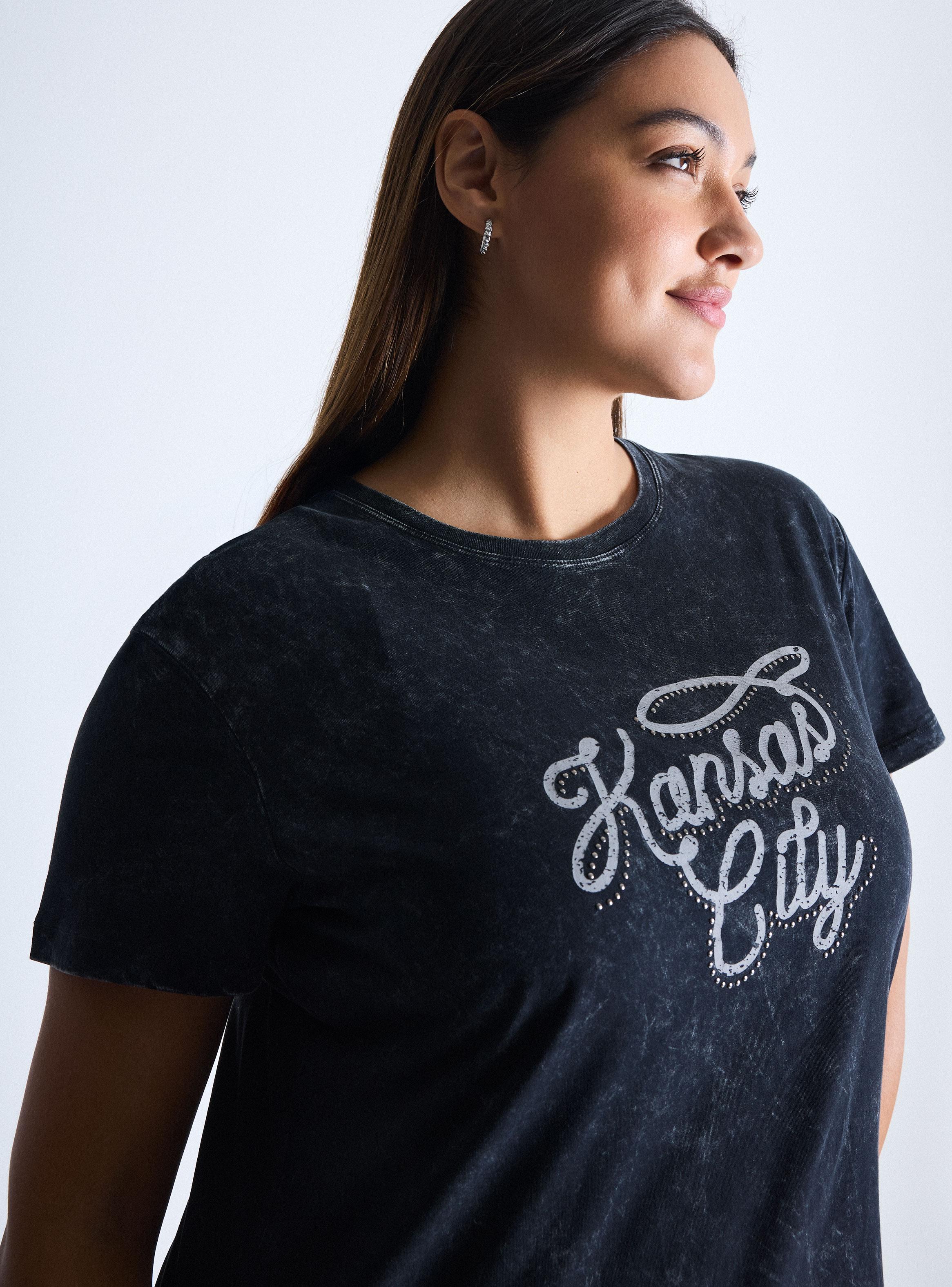 Polera Gráfica Western Efecto Lavado Curvy-2