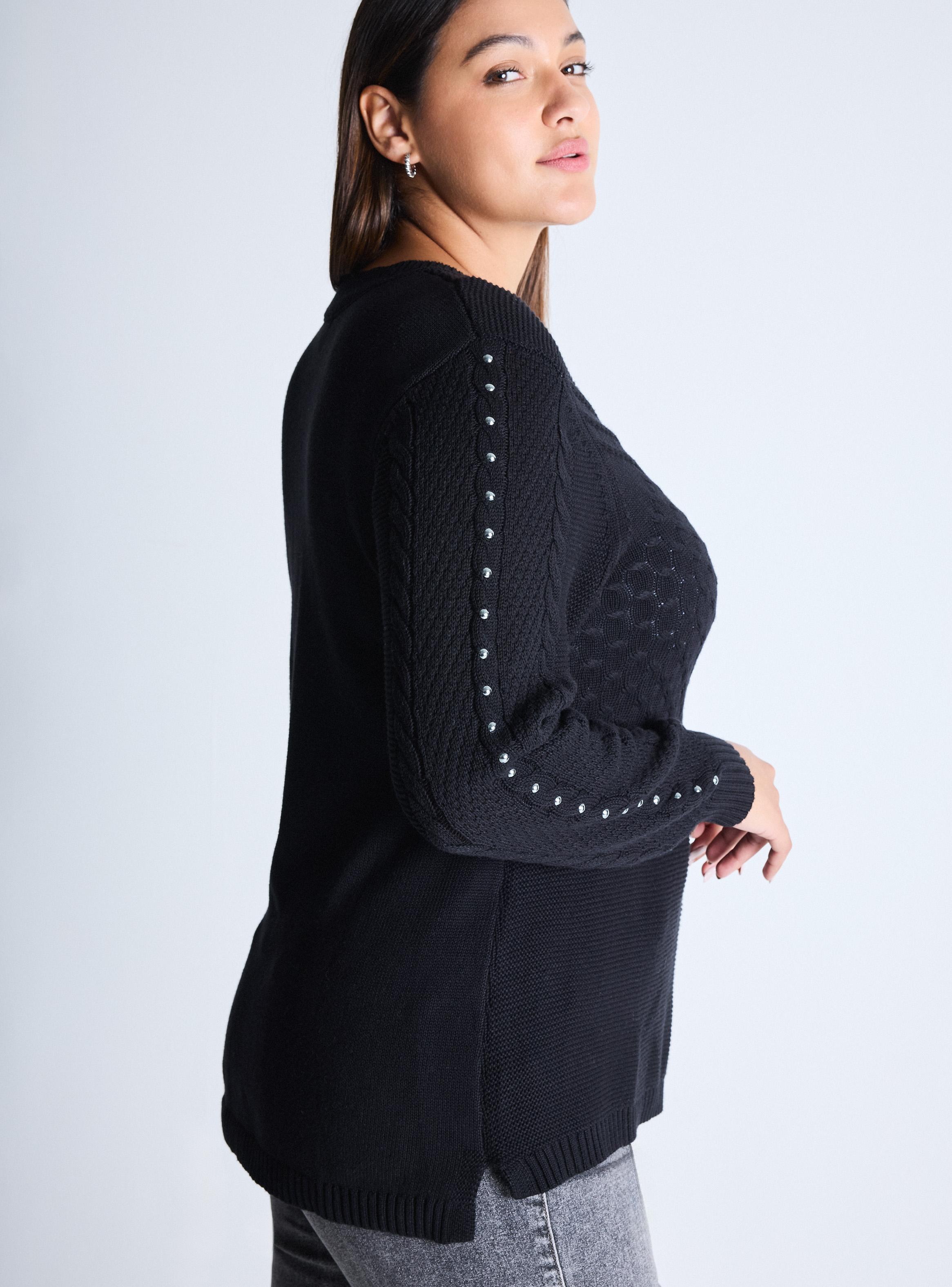 Sweater Trenzado Escote V Tachas Mangas Curvy-3