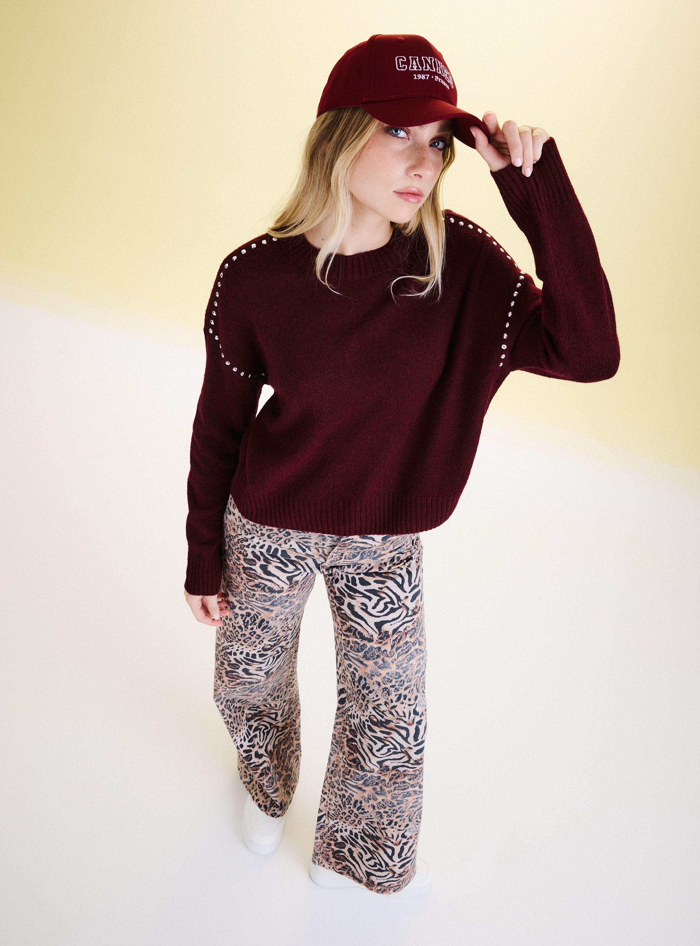 Sweater Cuello Mock con Corte en Escote-4