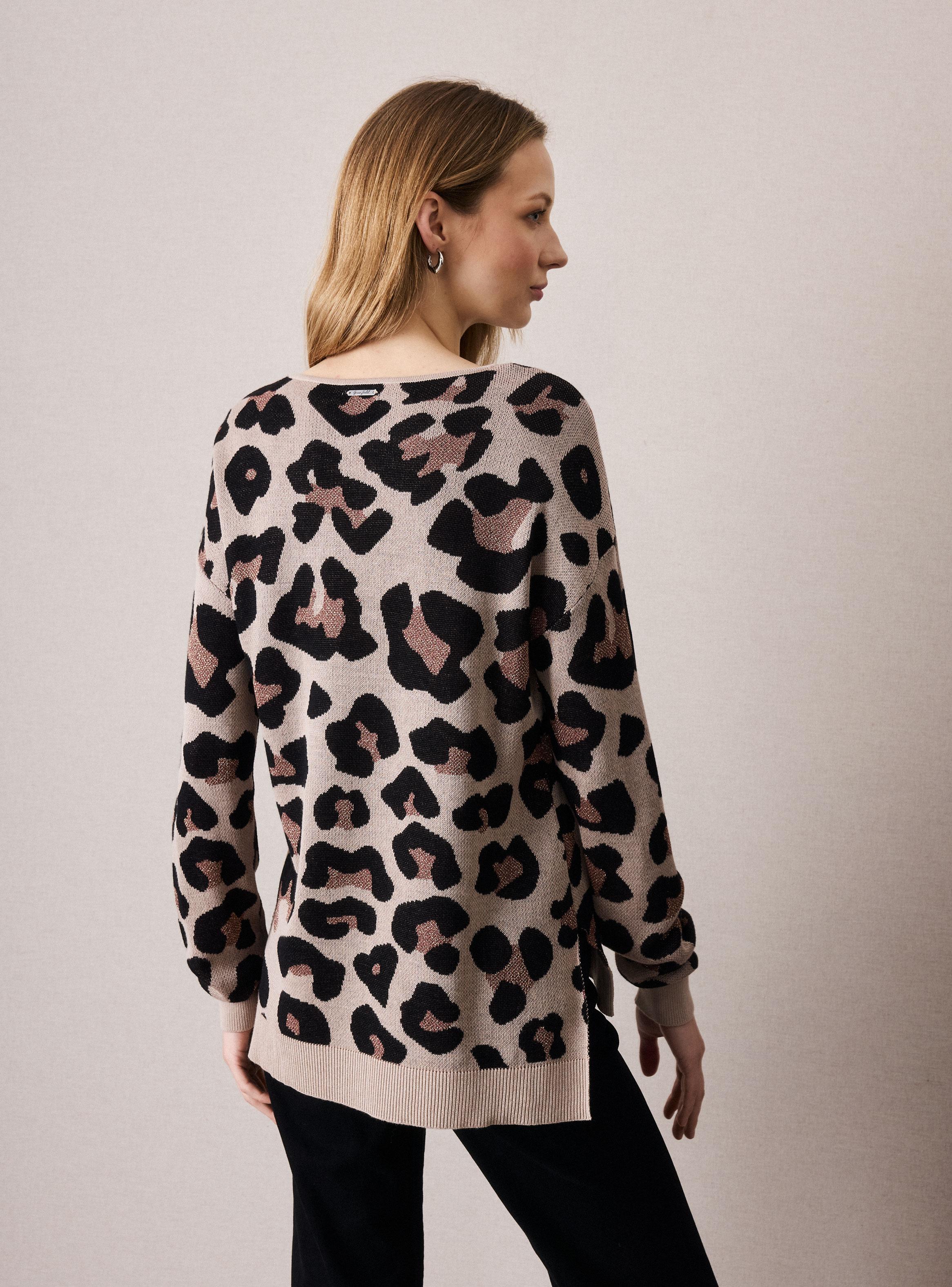 Sweater Jackquard con Detalles Metalizados-1