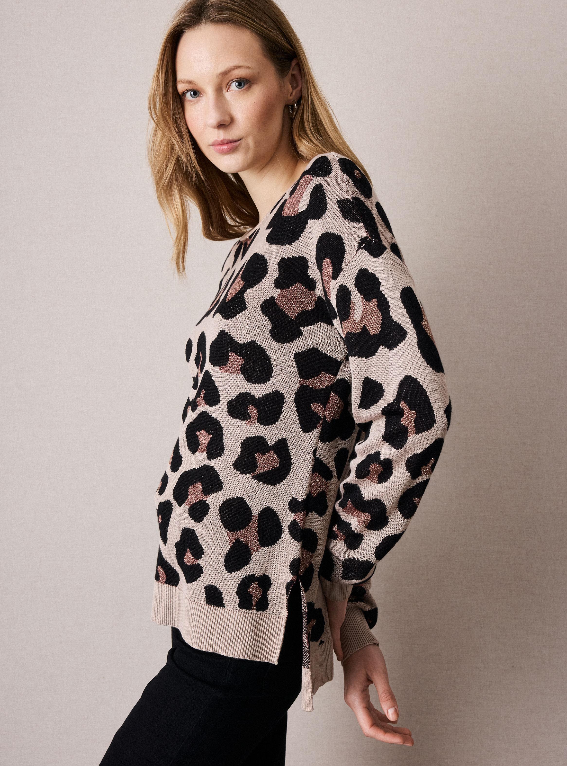 Sweater Jackquard con Detalles Metalizados-3