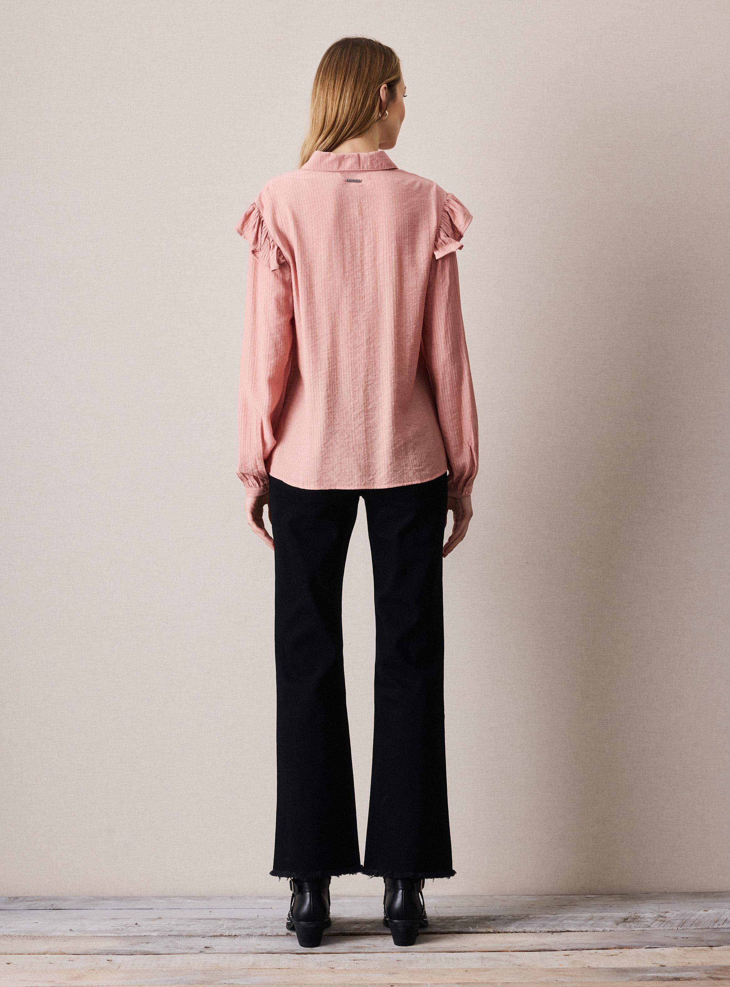 Blusa Texturizada con Vuelo-5