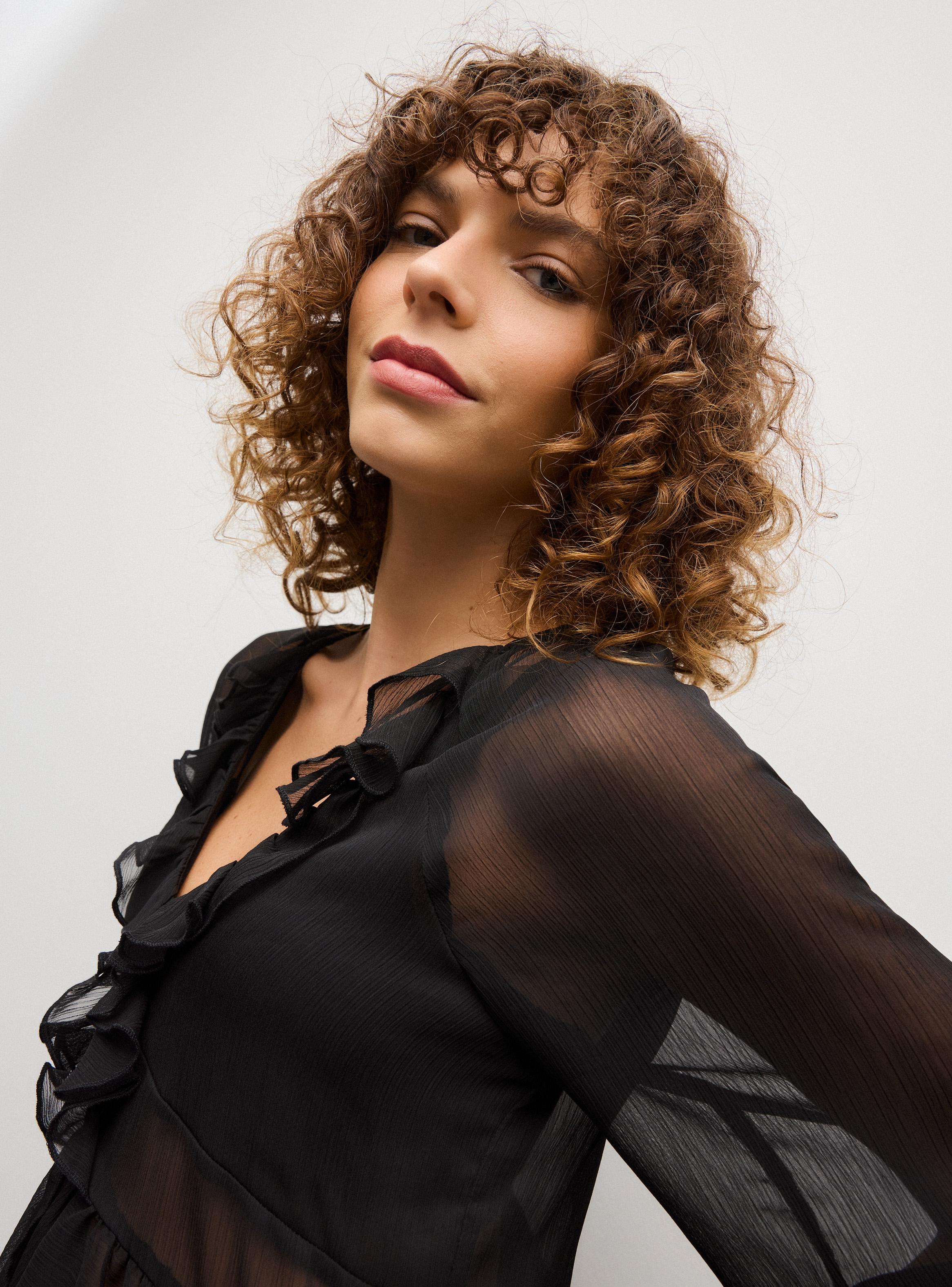 Blusa Transparencia con Vuelos-3